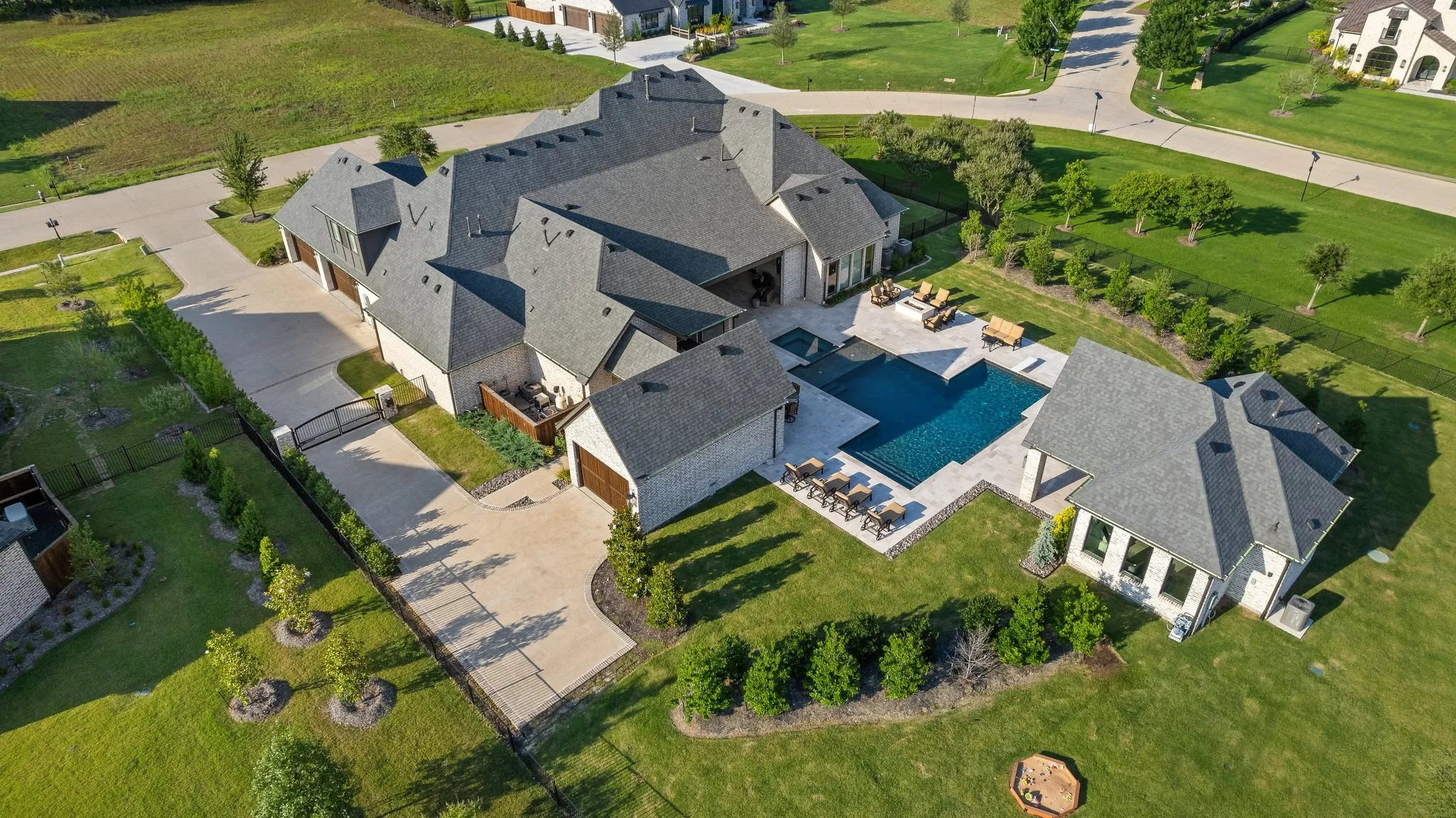 Single Family Residence For Sale in Collin County , 660 Louise Drive, Fairview, Texas 75069, 7 Bedroom, 9 Bathroom, 5 Garage spaces, 6,536 Sqft, built in 2020, mls#21338441, Real Estate Agent in Fairview, Homes For Sale in Collin county, Homes For Sale in Fairview, Realtor in Fairview Texas, Real Estate Brokerage Independent Realty Texas, Luminita Cordes Realtor
