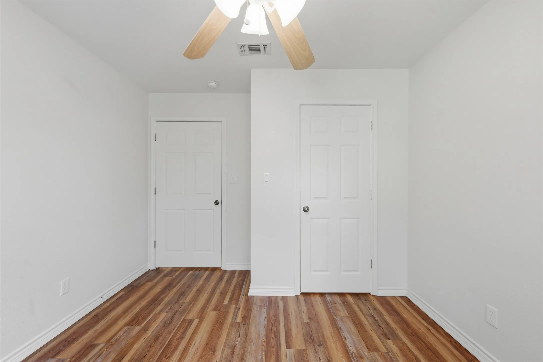 Single Family Residence For Sale in Franklin (TX) County , 565 W El Dorado Drive, Scroggins, Texas 75480, 4 Bedroom, 2 Bathroom, 2 Garage spaces, 2,232 Sqft, built in 2002, Price $499,000, mls#21334738, Real Estate Agent in Scroggins, Homes For Sale in Franklin (TX) county, Homes For Sale in Scroggins, Realtor in Scroggins Texas, Real Estate Brokerage Independent Realty Texas, Luminita Cordes Realtor