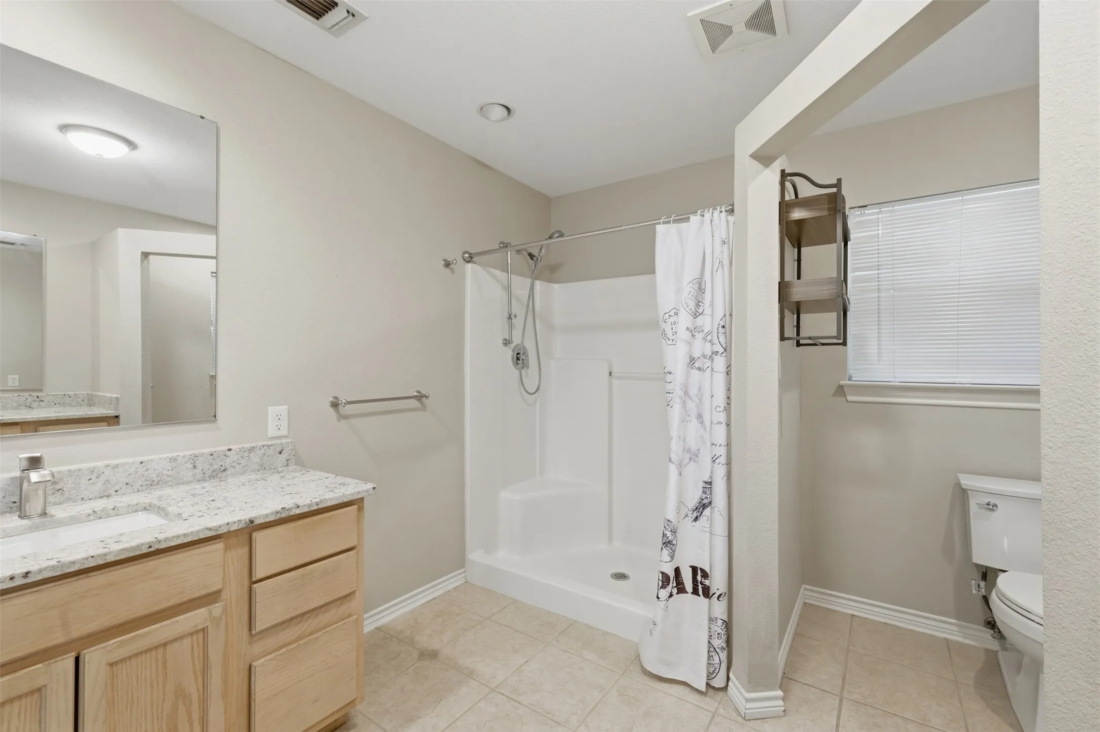 Single Family Residence For Sale in Franklin (TX) County , 565 W El Dorado Drive, Scroggins, Texas 75480, 4 Bedroom, 2 Bathroom, 2 Garage spaces, 2,232 Sqft, built in 2002, Price $499,000, mls#21334738, Real Estate Agent in Scroggins, Homes For Sale in Franklin (TX) county, Homes For Sale in Scroggins, Realtor in Scroggins Texas, Real Estate Brokerage Independent Realty Texas, Luminita Cordes Realtor