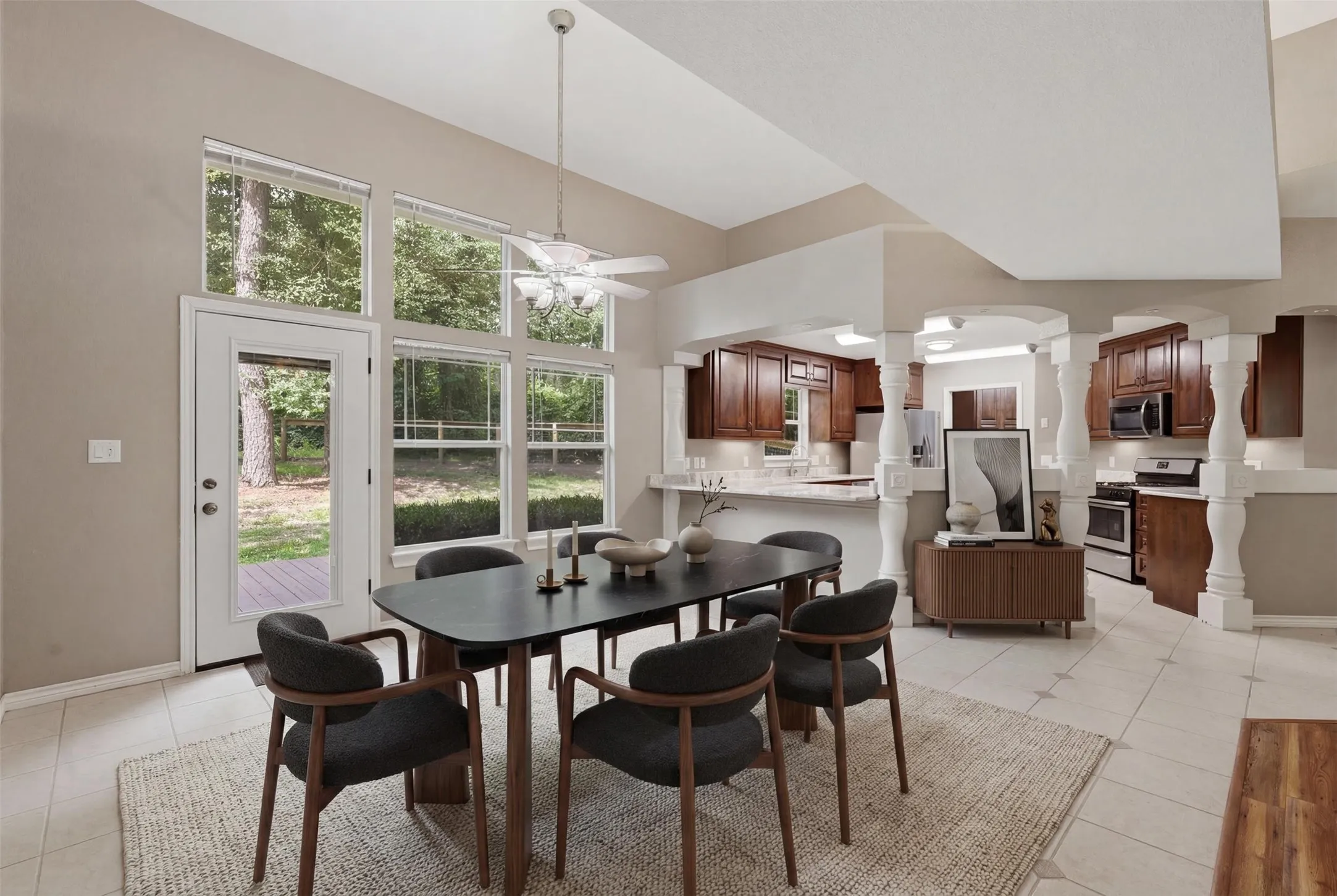 Single Family Residence For Sale in Franklin (TX) County , 565 W El Dorado Drive, Scroggins, Texas 75480, 4 Bedroom, 2 Bathroom, 2 Garage spaces, 2,232 Sqft, built in 2002, Price $499,000, mls#21334738, Real Estate Agent in Scroggins, Homes For Sale in Franklin (TX) county, Homes For Sale in Scroggins, Realtor in Scroggins Texas, Real Estate Brokerage Independent Realty Texas, Luminita Cordes Realtor