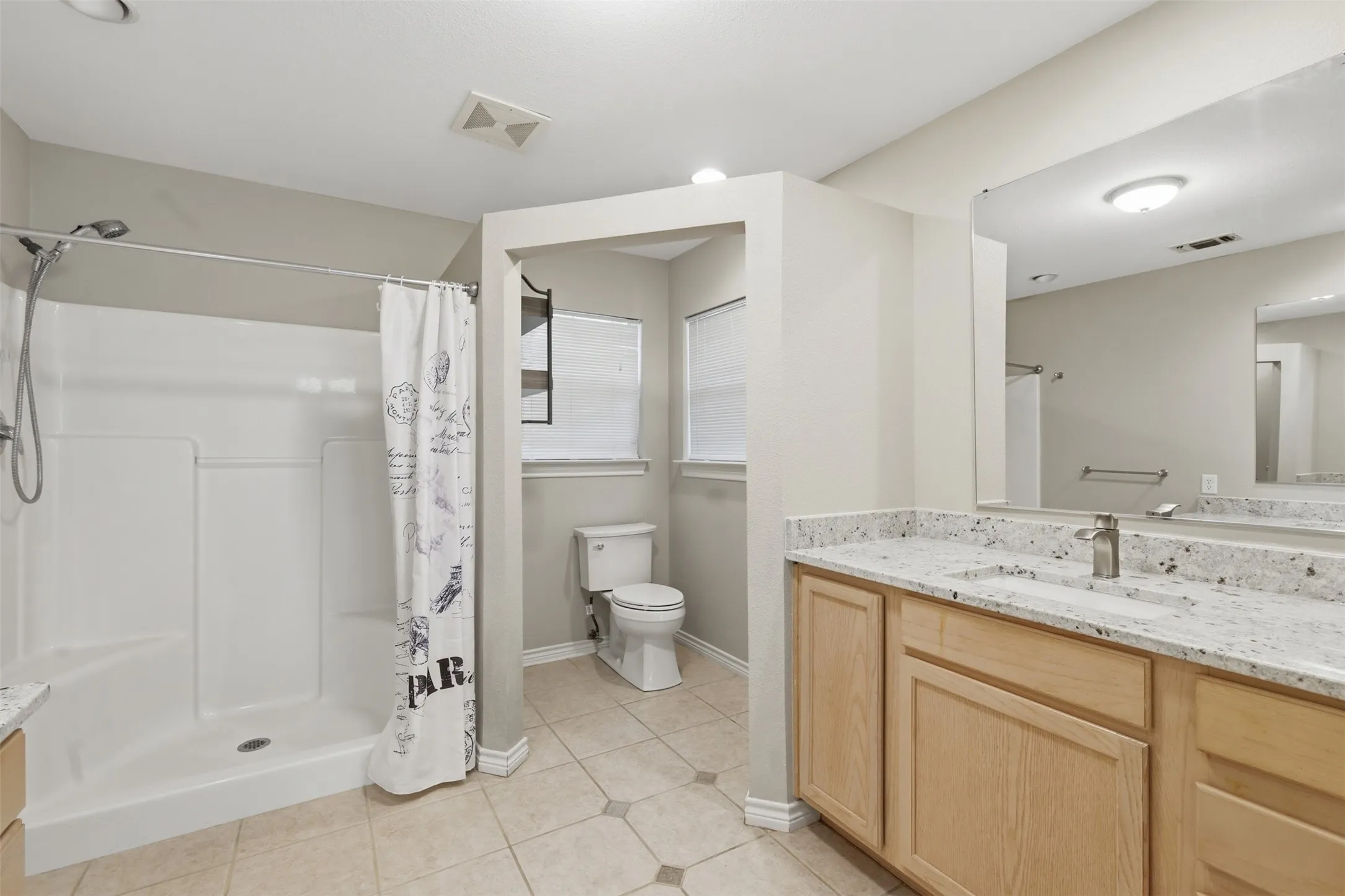 Single Family Residence For Sale in Franklin (TX) County , 565 W El Dorado Drive, Scroggins, Texas 75480, 4 Bedroom, 2 Bathroom, 2 Garage spaces, 2,232 Sqft, built in 2002, Price $499,000, mls#21334738, Real Estate Agent in Scroggins, Homes For Sale in Franklin (TX) county, Homes For Sale in Scroggins, Realtor in Scroggins Texas, Real Estate Brokerage Independent Realty Texas, Luminita Cordes Realtor