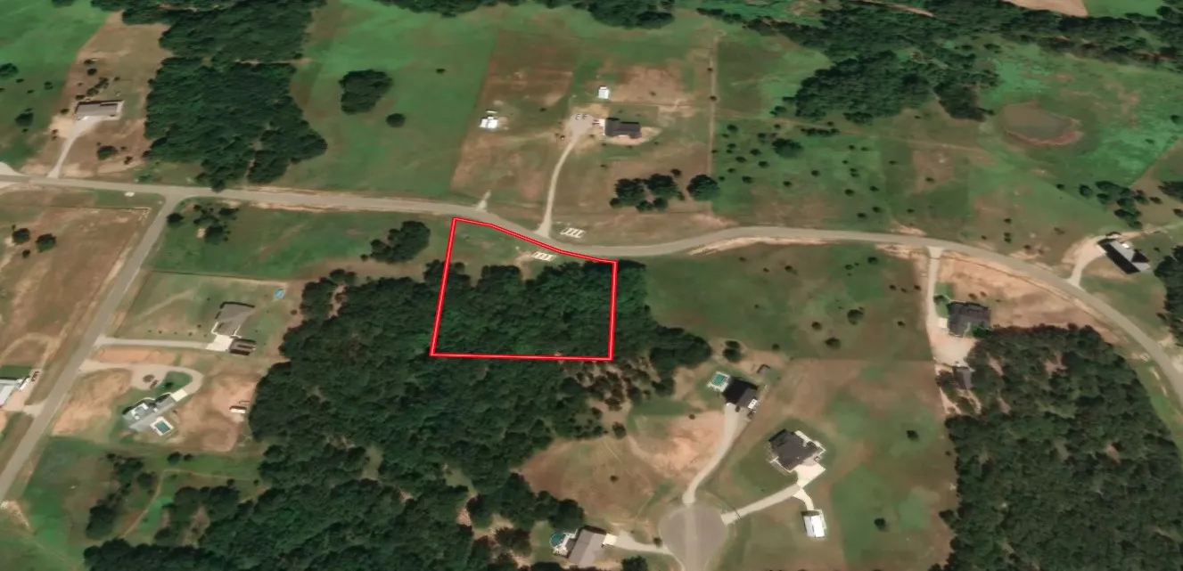 Redline Estimated 2.66 acre Property Boundary