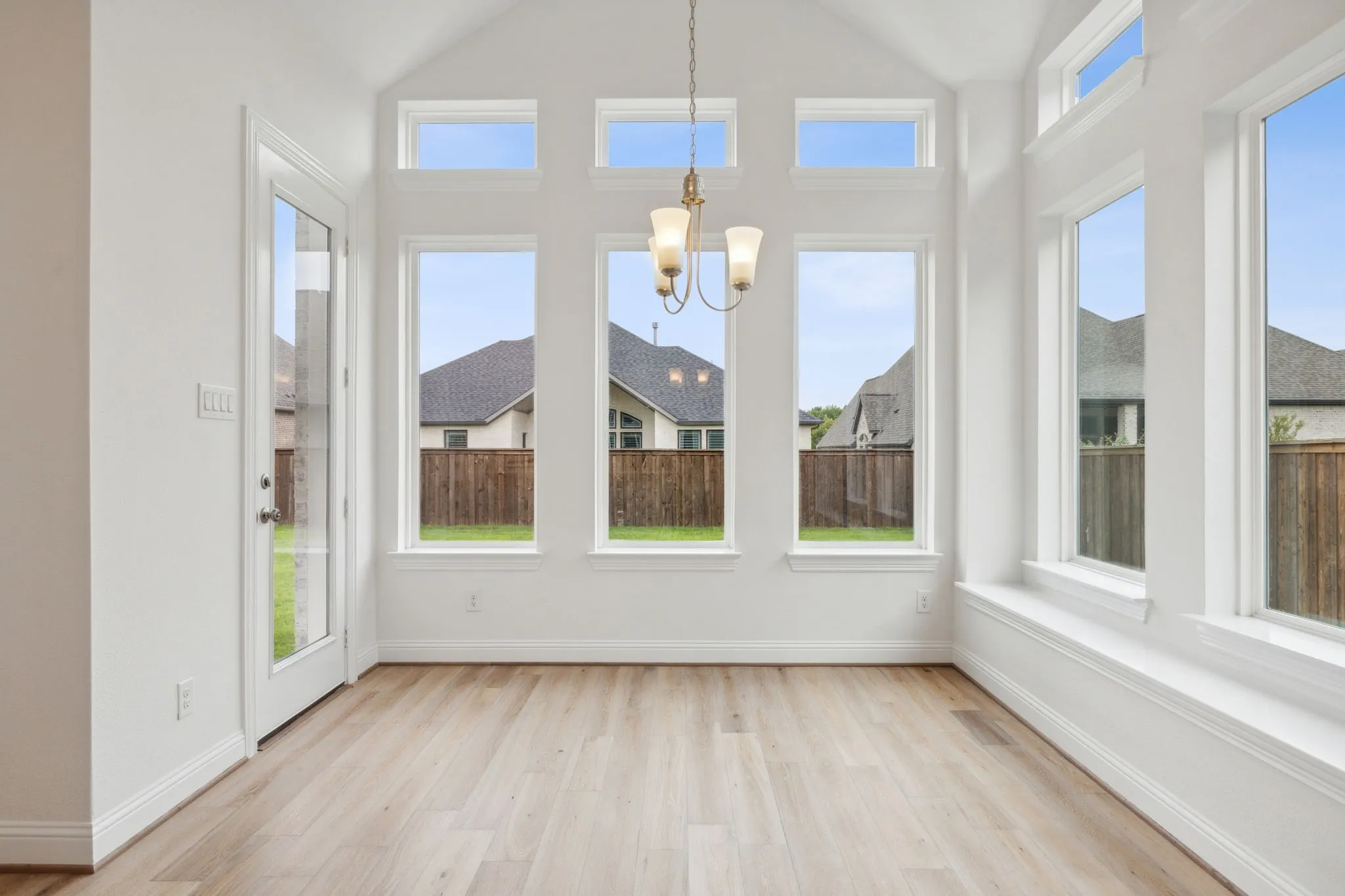 Single Family Residence For Sale in Ellis County , 2830 Shane Drive, Midlothian, Texas 76065, 5 Bedroom, 5 Bathroom, 3 Garage spaces, 4,226 Sqft, built in 2026, mls#21338523, Real Estate Agent in Midlothian, Homes For Sale in Ellis county, Homes For Sale in Midlothian, Realtor in Midlothian Texas, Real Estate Brokerage Independent Realty Texas, Luminita Cordes Realtor