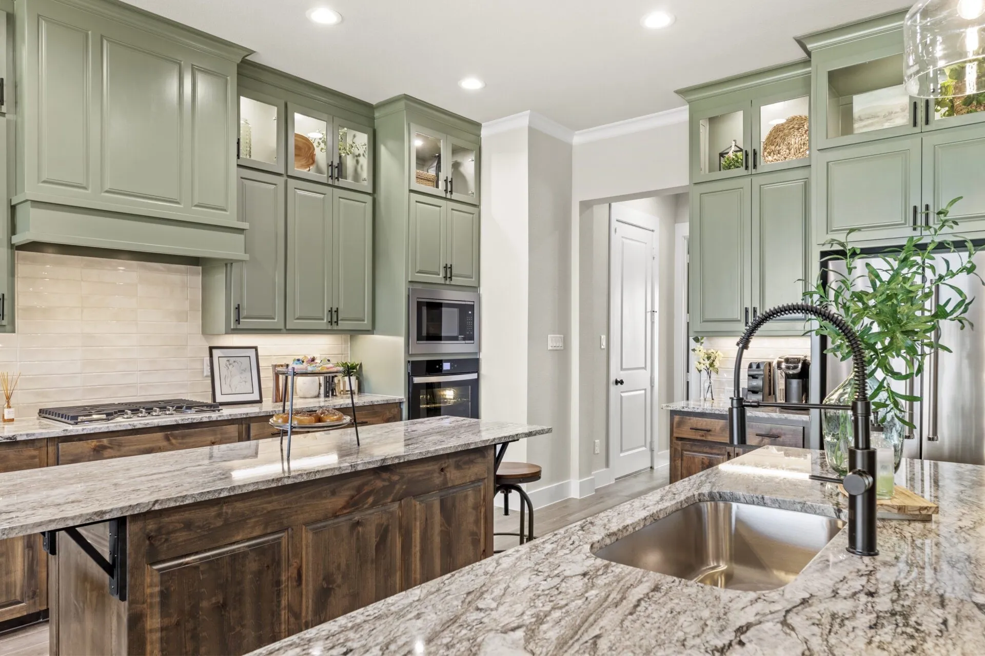 26.-9316-Bluestem-Kitchen-5-scaled-3.jpg