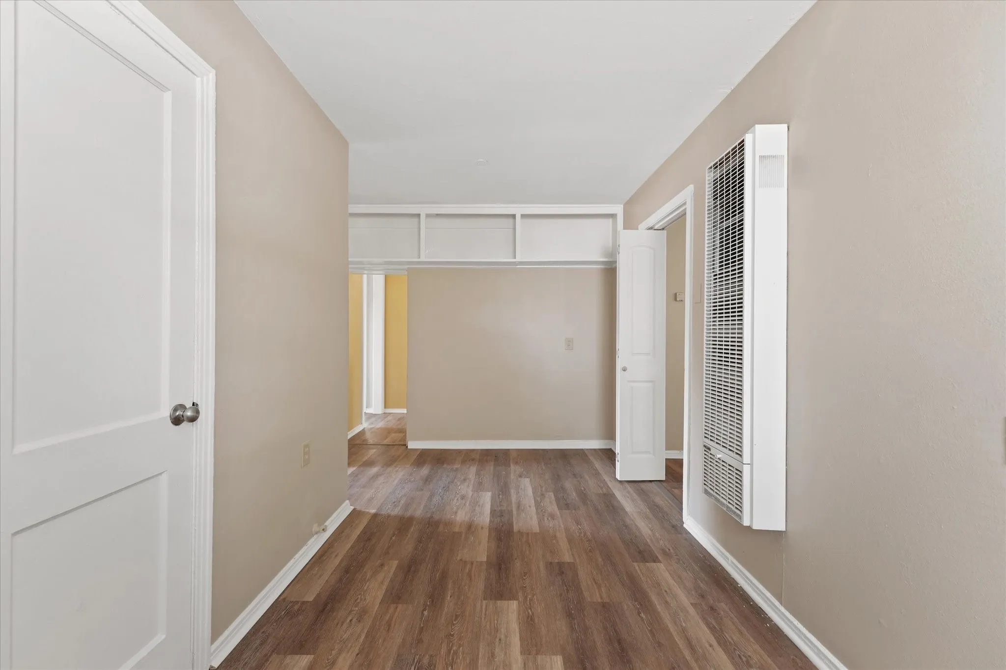 Single Family Residence For Sale in Dallas County , 1808 Prairie View Drive, Dallas, Texas 75235, 3 Bedroom, 2 Bathroom, Garage spaces, 1,162 Sqft, built in 1952, mls#21338537, Real Estate Agent in Dallas, Homes For Sale in Dallas county, Homes For Sale in Dallas, Realtor in Dallas Texas, Real Estate Brokerage Independent Realty Texas, Luminita Cordes Realtor