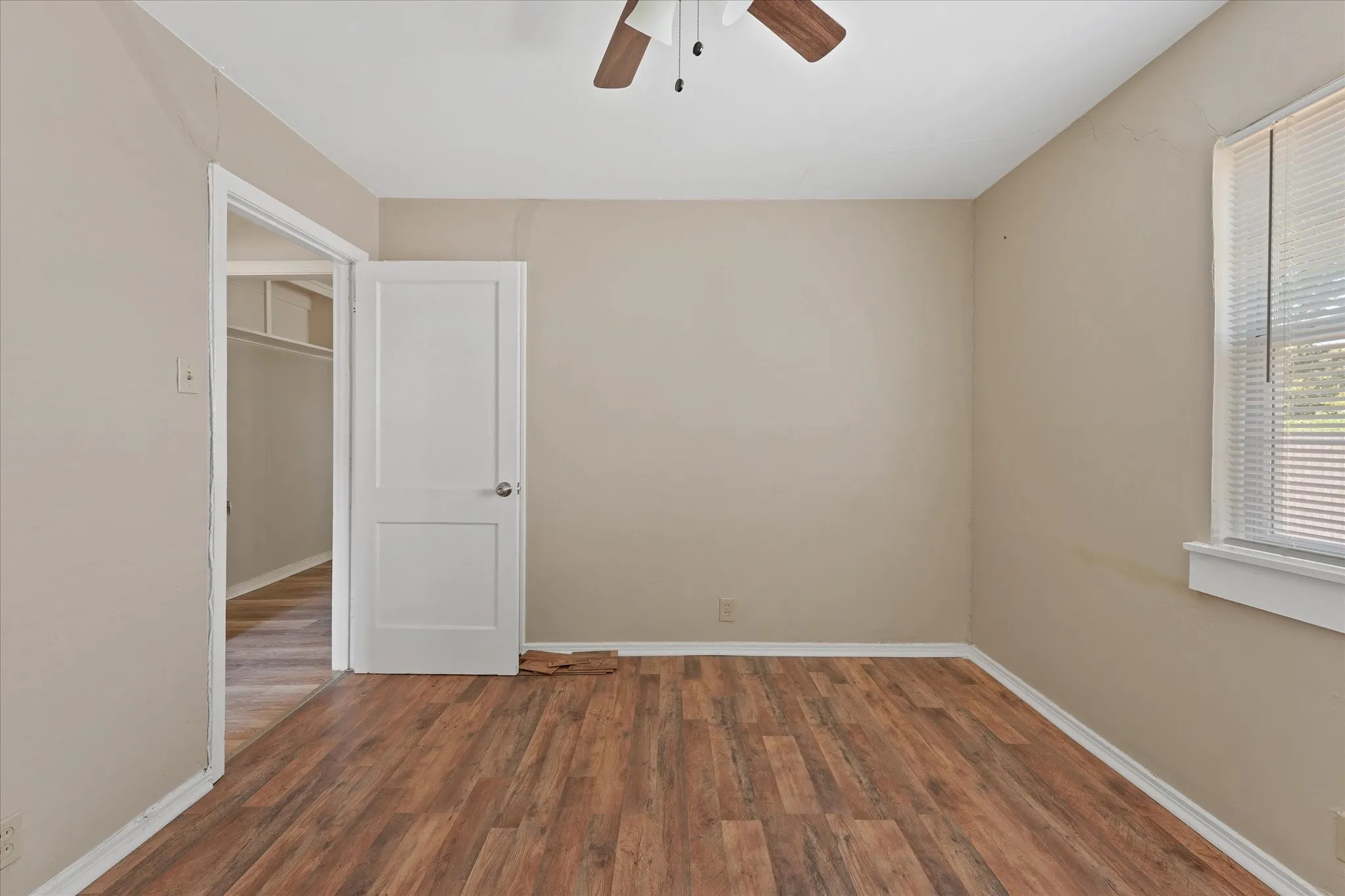 Single Family Residence For Sale in Dallas County , 1808 Prairie View Drive, Dallas, Texas 75235, 3 Bedroom, 2 Bathroom, Garage spaces, 1,162 Sqft, built in 1952, mls#21338537, Real Estate Agent in Dallas, Homes For Sale in Dallas county, Homes For Sale in Dallas, Realtor in Dallas Texas, Real Estate Brokerage Independent Realty Texas, Luminita Cordes Realtor