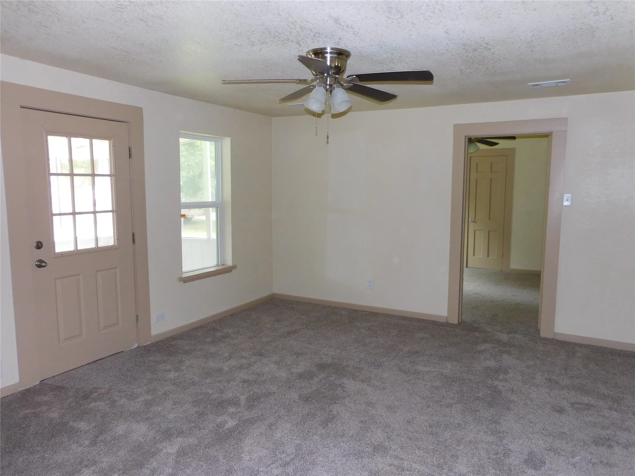 door to screened in back porch