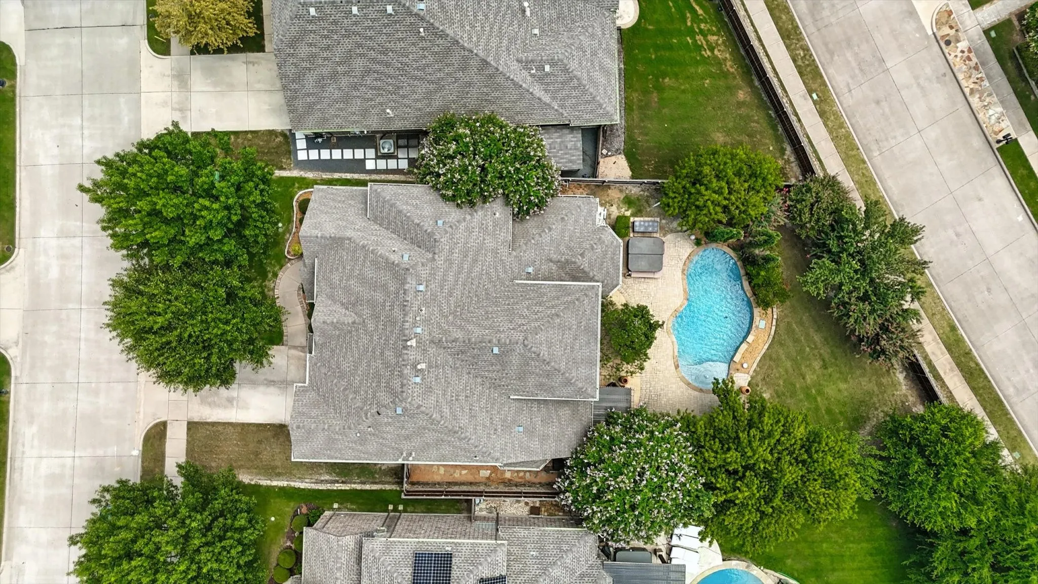 Single Family Residence For Sale in Collin County , 4305 Citabria Drive, Mc Kinney, Texas 75072, 4 Bedroom, 4 Bathroom, 2 Garage spaces, 3,538 Sqft, built in 2011, mls#21330918, Real Estate Agent in Mc Kinney, Homes For Sale in Collin county, Homes For Sale in Mc Kinney, Realtor in Mc Kinney Texas, Real Estate Brokerage Independent Realty Texas, Luminita Cordes Realtor