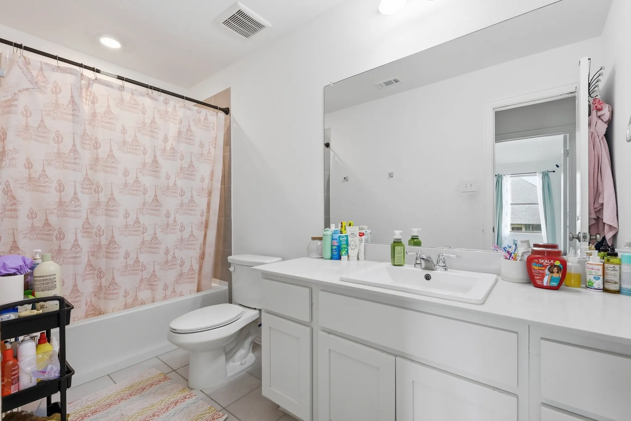 Single Family Residence For Rent in Kaufman County , 1728 Pegasus Drive, Forney, Texas 75126, 3 Bedroom, 3 Bathroom, 2 Garage spaces, 2,389 Sqft, built in 2022, mls#21337773, Real Estate Agent in Forney, Homes For Rent in Kaufman county, Homes For Rent in Forney, Realtor in Forney Texas, Real Estate Brokerage Independent Realty Texas, Luminita Cordes Realtor