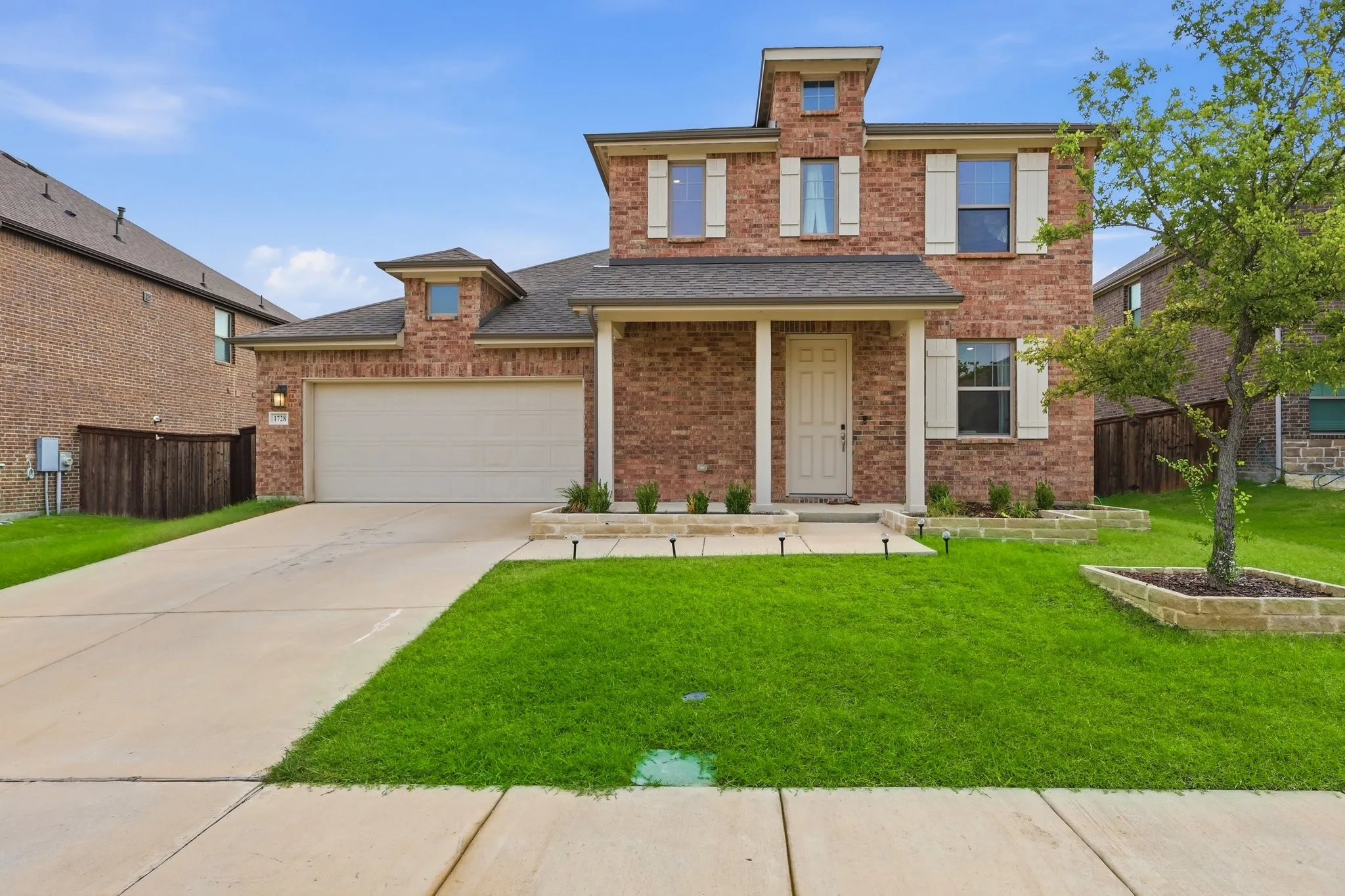 Single Family Residence For Rent in Kaufman County , 1728 Pegasus Drive, Forney, Texas 75126, 3 Bedroom, 3 Bathroom, 2 Garage spaces, 2,389 Sqft, built in 2022, mls#21337773, Real Estate Agent in Forney, Homes For Rent in Kaufman county, Homes For Rent in Forney, Realtor in Forney Texas, Real Estate Brokerage Independent Realty Texas, Luminita Cordes Realtor