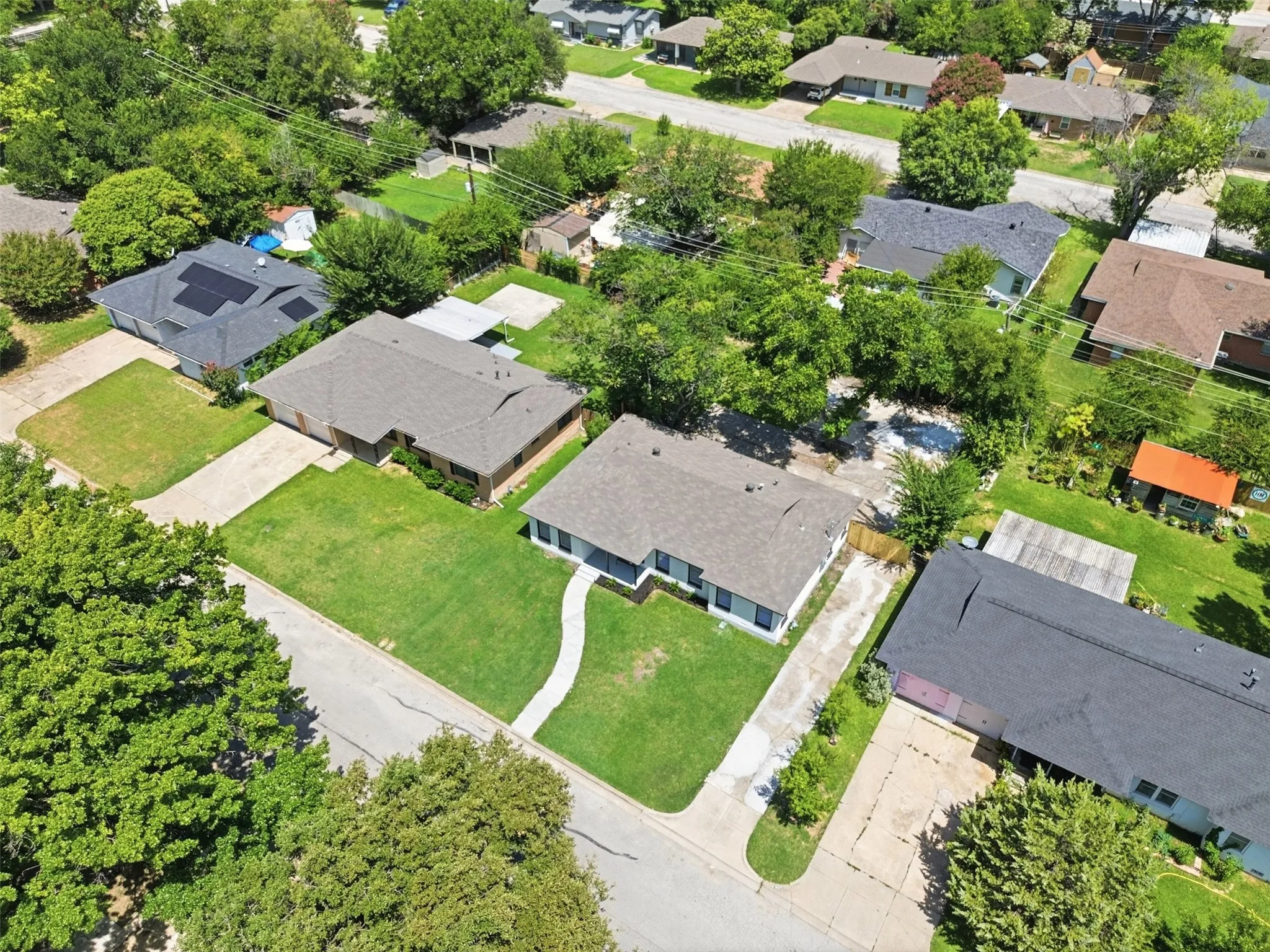 Single Family Residence For Sale in Tarrant County , 5421 Palmer Drive, Haltom City, Texas 76117, 4 Bedroom, 2 Bathroom, Garage spaces, 1,606 Sqft, built in 1956, mls#21336231, Real Estate Agent in Haltom City, Homes For Sale in Tarrant county, Homes For Sale in Haltom City, Realtor in Haltom City Texas, Real Estate Brokerage Independent Realty Texas, Luminita Cordes Realtor