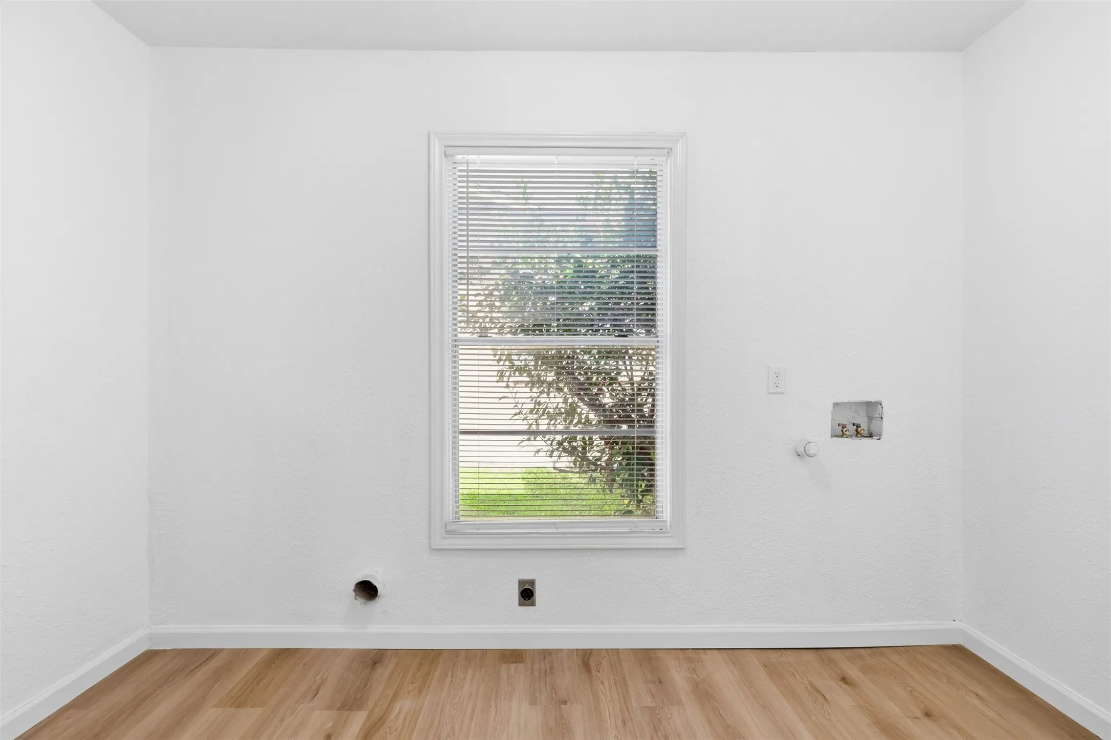 oversized laundry room