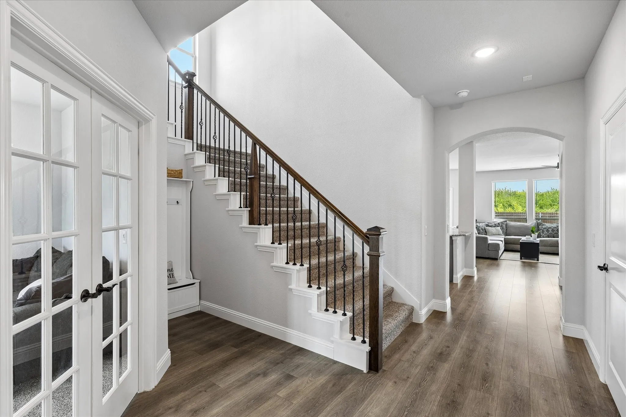 Single Family Residence For Sale in Tarrant County , 10705 Stanhope Drive, Fort Worth, Texas 76036, 4 Bedroom, 3 Bathroom, 2 Garage spaces, 2,680 Sqft, built in 2023, mls#21338189, Real Estate Agent in Fort Worth, Homes For Sale in Tarrant county, Homes For Sale in Fort Worth, Realtor in Fort Worth Texas, Real Estate Brokerage Independent Realty Texas, Luminita Cordes Realtor