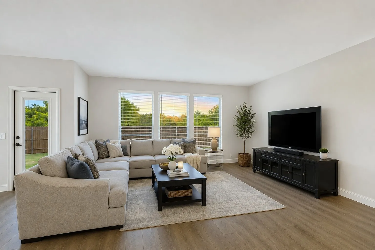 Single Family Residence For Sale in Tarrant County , 10705 Stanhope Drive, Fort Worth, Texas 76036, 4 Bedroom, 3 Bathroom, 2 Garage spaces, 2,680 Sqft, built in 2023, mls#21338189, Real Estate Agent in Fort Worth, Homes For Sale in Tarrant county, Homes For Sale in Fort Worth, Realtor in Fort Worth Texas, Real Estate Brokerage Independent Realty Texas, Luminita Cordes Realtor