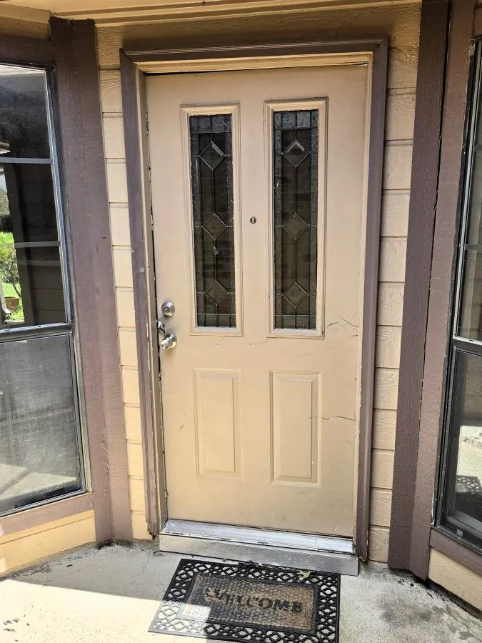 Single Family Residence For Sale in Tarrant County , 2429 E Timberview Lane, Arlington, Texas 76014, 2 Bedroom, 2 Bathroom, Garage spaces, 1,035 Sqft, built in 1982, mls#21335965, Real Estate Agent in Arlington, Homes For Sale in Tarrant county, Homes For Sale in Arlington, Realtor in Arlington Texas, Real Estate Brokerage Independent Realty Texas, Luminita Cordes Realtor