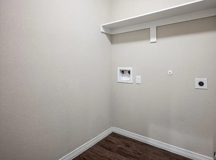 Townhouse For Rent in Denton County , 2708 Vine Court, Denton, Texas 76209, 3 Bedrooms, 4 Bathrooms, 1 Garage spaces, 1,858 Sqft, built in 2018, Price $2,000, mls#21338511, Real Estate Agent in Denton, Homes For Rent in Denton county, Homes For Rent in Denton, Realtor in Denton Texas, Real Estate Brokerage Independent Realty Texas, Luminita Cordes Realtor