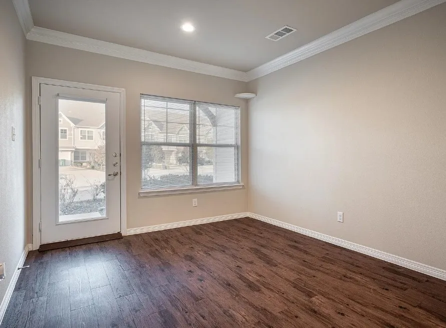 Townhouse For Rent in Denton County , 2708 Vine Court, Denton, Texas 76209, 3 Bedrooms, 4 Bathrooms, 1 Garage spaces, 1,858 Sqft, built in 2018, Price $2,000, mls#21338511, Real Estate Agent in Denton, Homes For Rent in Denton county, Homes For Rent in Denton, Realtor in Denton Texas, Real Estate Brokerage Independent Realty Texas, Luminita Cordes Realtor