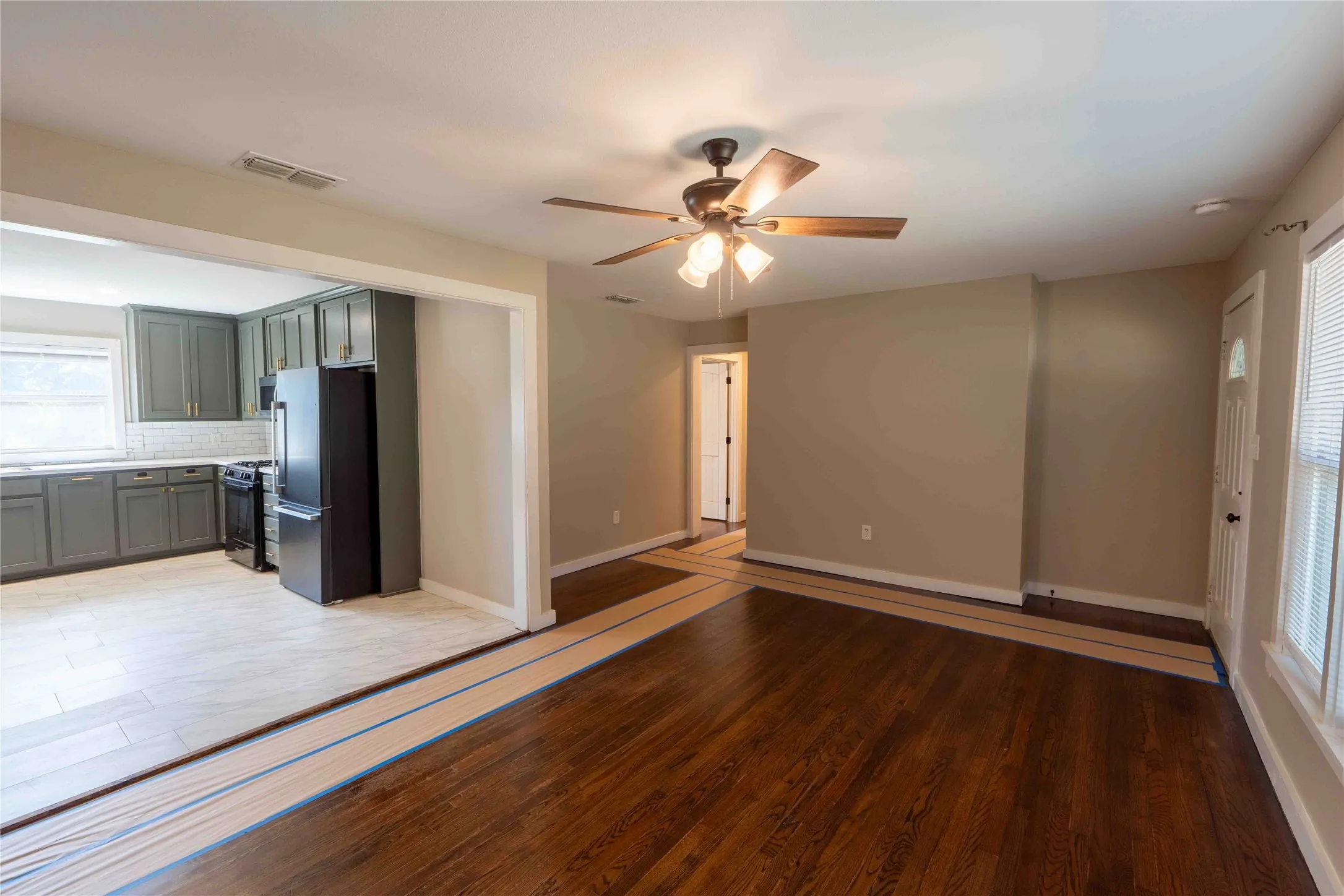 Single Family Residence For Sale in Jack County , 514 MCCONNELL Street, Jacksboro, Texas 76458, 3 Bedrooms, 2 Bathrooms, 1 Garage spaces, 1,408 Sqft, built in 1990, Price $199,000, mls#21338589, Real Estate Agent in Jacksboro, Homes For Sale in Jack county, Homes For Sale in Jacksboro, Realtor in Jacksboro Texas, Real Estate Brokerage Independent Realty Texas, Luminita Cordes Realtor