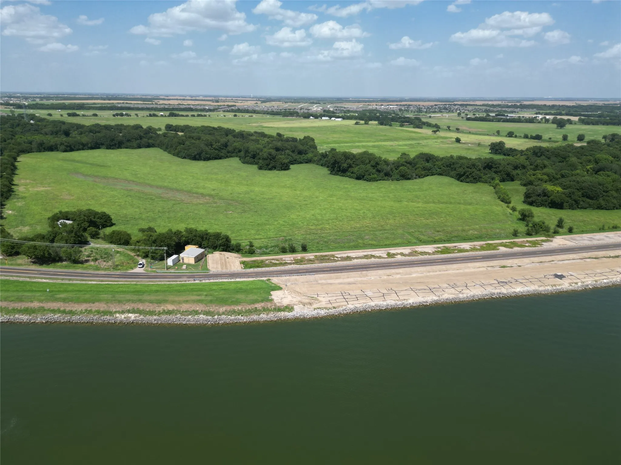 Unimproved Land For Sale in Ellis County , 3627 Howard Road, Waxahachie, Texas 75165, 0, 0, Garage spaces, 0 Sqft, built in 0, Price $550,000, mls#21338525, Real Estate Agent in Waxahachie, Homes For Sale in Ellis county, Homes For Sale in Waxahachie, Realtor in Waxahachie Texas, Real Estate Brokerage Independent Realty Texas, Luminita Cordes Realtor