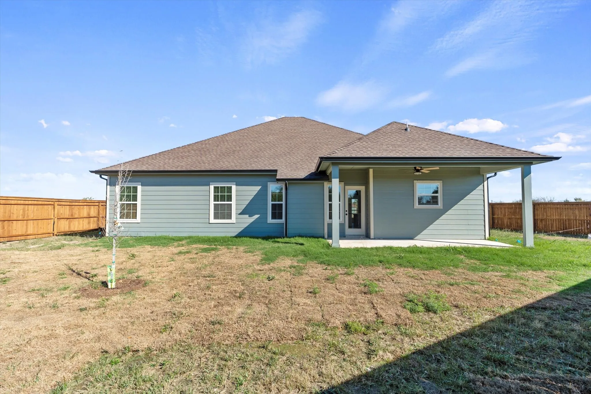 Single Family Residence For Rent in Rains County , 162 Pelican Drive, East Tawakoni, Texas 75472, 3 Bedroom, 2 Bathroom, 2 Garage spaces, 1,742 Sqft, built in 2024, mls#21338609, Real Estate Agent in East Tawakoni, Homes For Rent in Rains county, Homes For Rent in East Tawakoni, Realtor in East Tawakoni Texas, Real Estate Brokerage Independent Realty Texas, Luminita Cordes Realtor