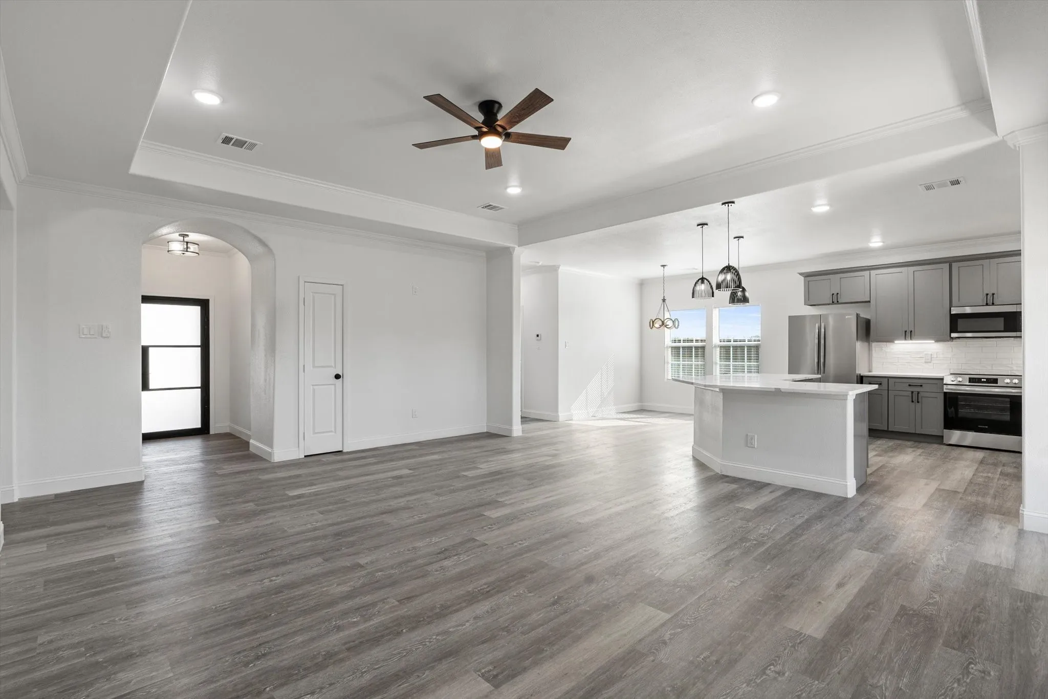 Single Family Residence For Rent in Rains County , 162 Pelican Drive, East Tawakoni, Texas 75472, 3 Bedroom, 2 Bathroom, 2 Garage spaces, 1,742 Sqft, built in 2024, mls#21338609, Real Estate Agent in East Tawakoni, Homes For Rent in Rains county, Homes For Rent in East Tawakoni, Realtor in East Tawakoni Texas, Real Estate Brokerage Independent Realty Texas, Luminita Cordes Realtor