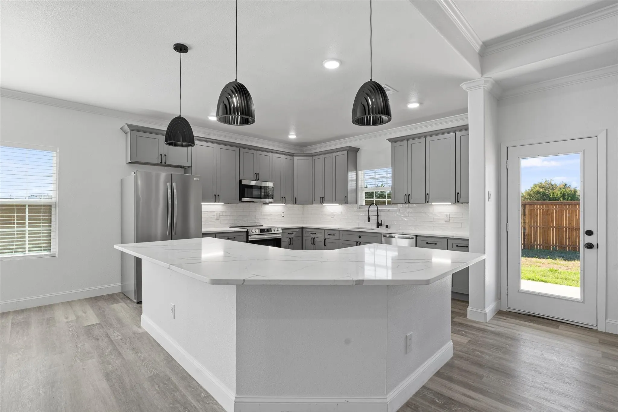 Single Family Residence For Rent in Rains County , 162 Pelican Drive, East Tawakoni, Texas 75472, 3 Bedroom, 2 Bathroom, 2 Garage spaces, 1,742 Sqft, built in 2024, mls#21338609, Real Estate Agent in East Tawakoni, Homes For Rent in Rains county, Homes For Rent in East Tawakoni, Realtor in East Tawakoni Texas, Real Estate Brokerage Independent Realty Texas, Luminita Cordes Realtor