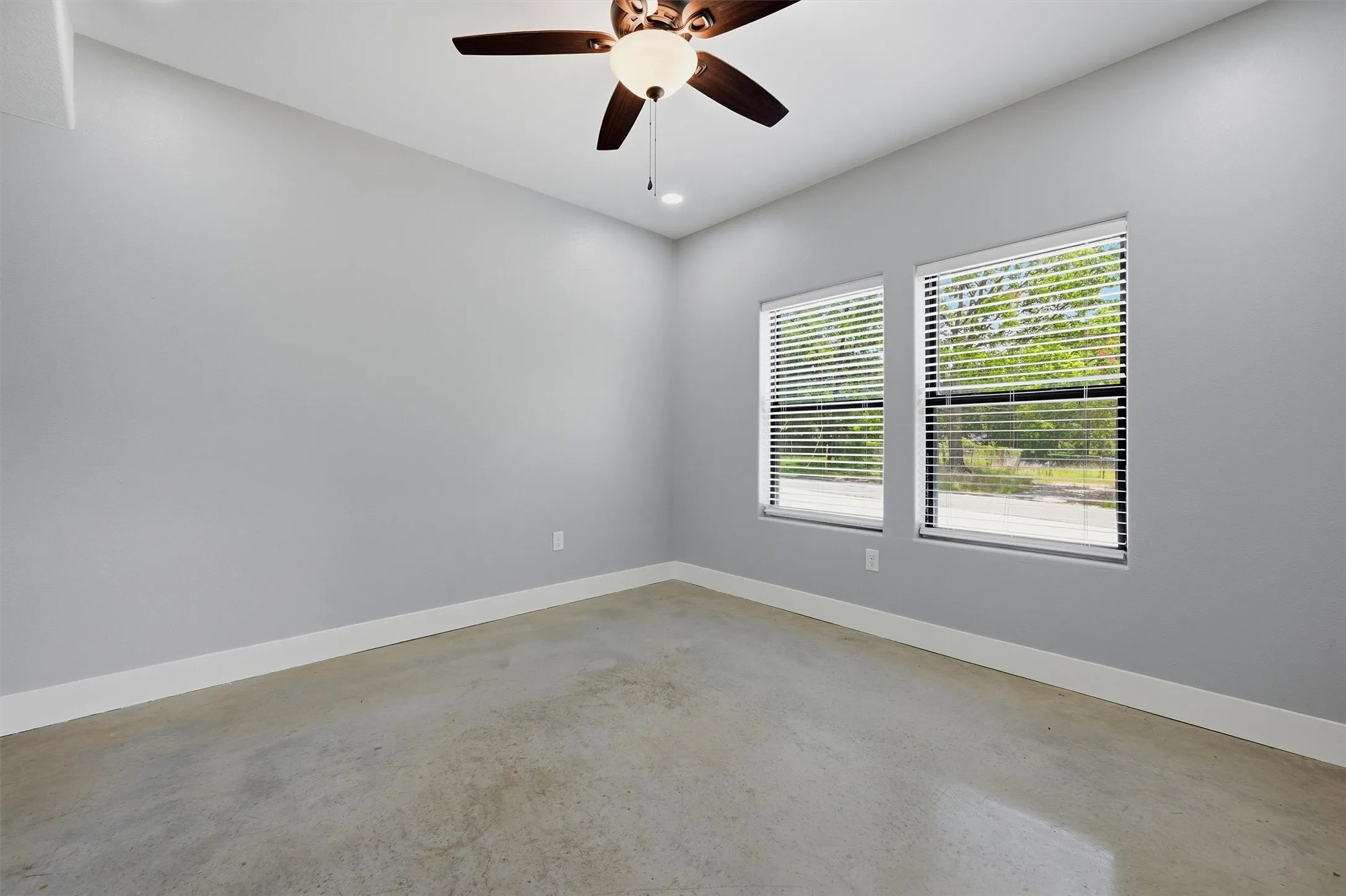 Duplex For Rent in Grayson County , 1315 S 5th Avenue, Denison, Texas 75021, 3 Bedroom, 2 Bathroom, Garage spaces, 1,224 Sqft, built in 2023, mls#21338605, Real Estate Agent in Denison, Homes For Rent in Grayson county, Homes For Rent in Denison, Realtor in Denison Texas, Real Estate Brokerage Independent Realty Texas, Luminita Cordes Realtor