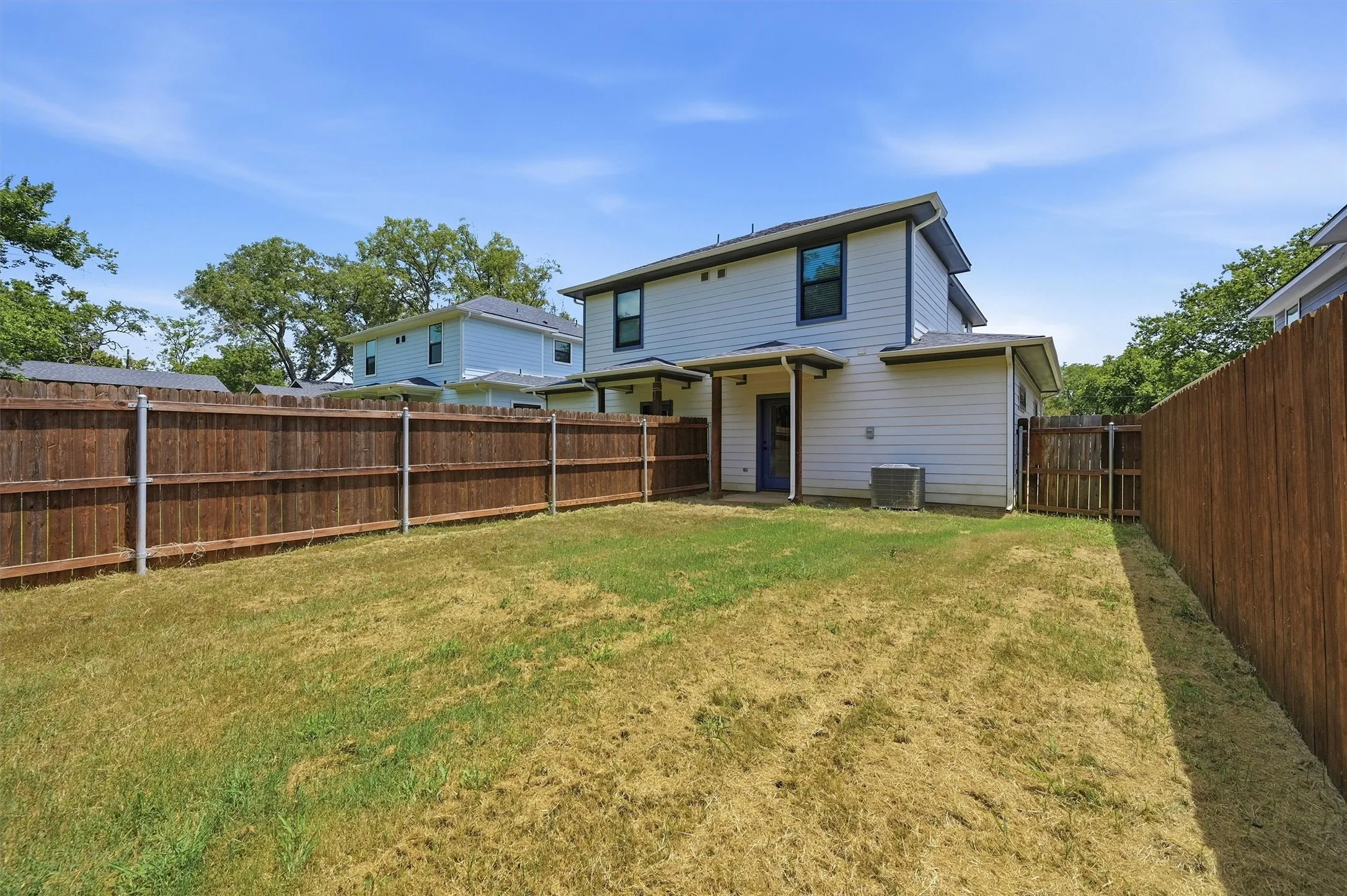 Duplex For Rent in Grayson County , 1315 S 5th Avenue, Denison, Texas 75021, 3 Bedroom, 2 Bathroom, Garage spaces, 1,224 Sqft, built in 2023, mls#21338605, Real Estate Agent in Denison, Homes For Rent in Grayson county, Homes For Rent in Denison, Realtor in Denison Texas, Real Estate Brokerage Independent Realty Texas, Luminita Cordes Realtor