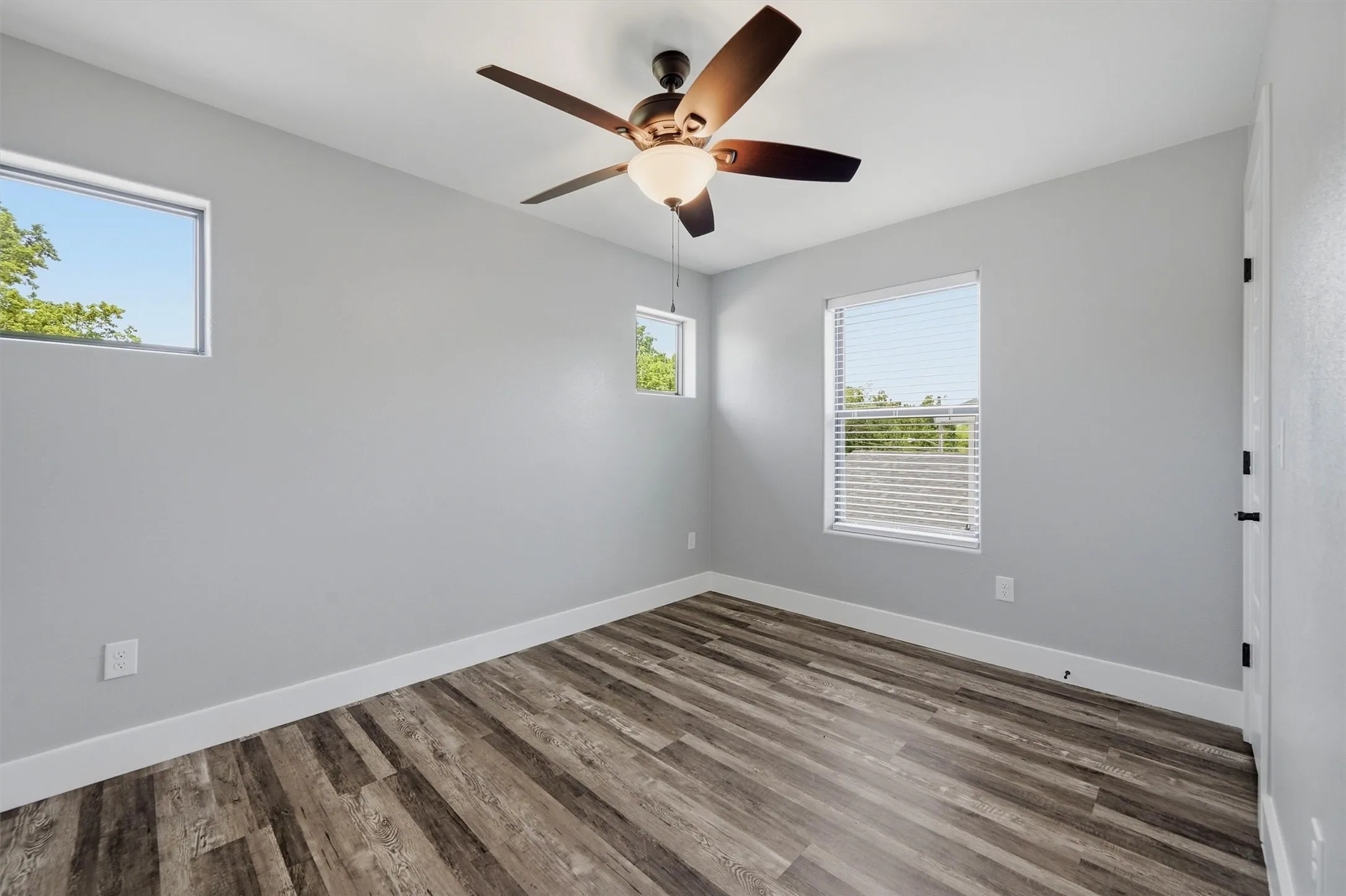 Duplex For Rent in Grayson County , 1315 S 5th Avenue, Denison, Texas 75021, 3 Bedroom, 2 Bathroom, Garage spaces, 1,224 Sqft, built in 2023, mls#21338605, Real Estate Agent in Denison, Homes For Rent in Grayson county, Homes For Rent in Denison, Realtor in Denison Texas, Real Estate Brokerage Independent Realty Texas, Luminita Cordes Realtor