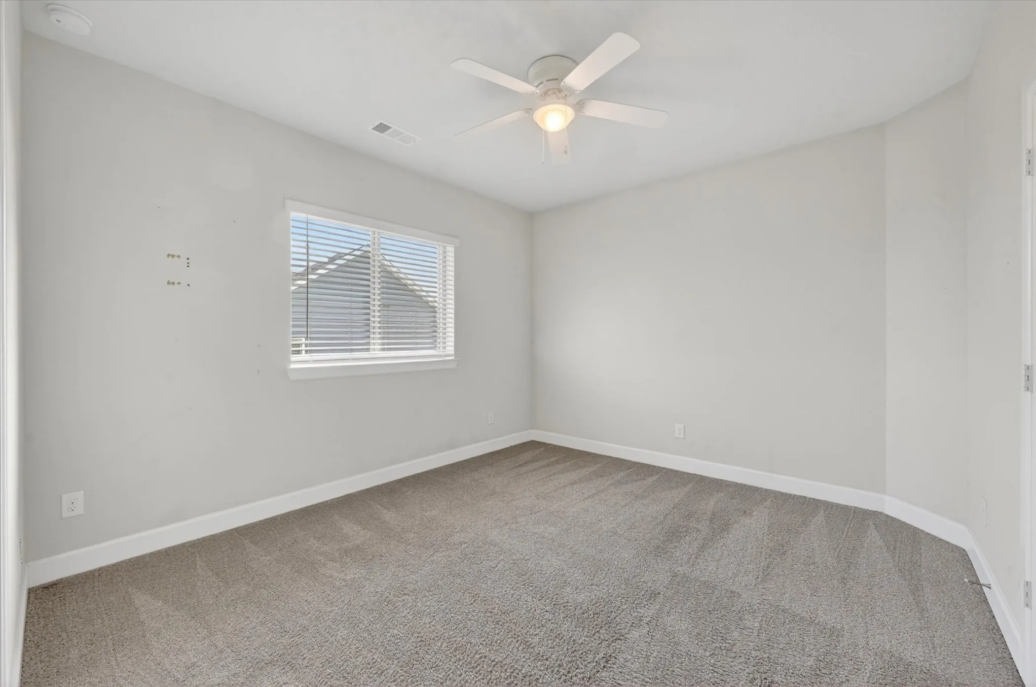 Single Family Residence For Rent in Parker County , 2028 Barbette Street, Fort Worth, Texas 76008, 4 Bedroom, 4 Bathroom, 2 Garage spaces, 2,679 Sqft, built in 2020, mls#21338584, Real Estate Agent in Fort Worth, Homes For Rent in Parker county, Homes For Rent in Fort Worth, Realtor in Fort Worth Texas, Real Estate Brokerage Independent Realty Texas, Luminita Cordes Realtor