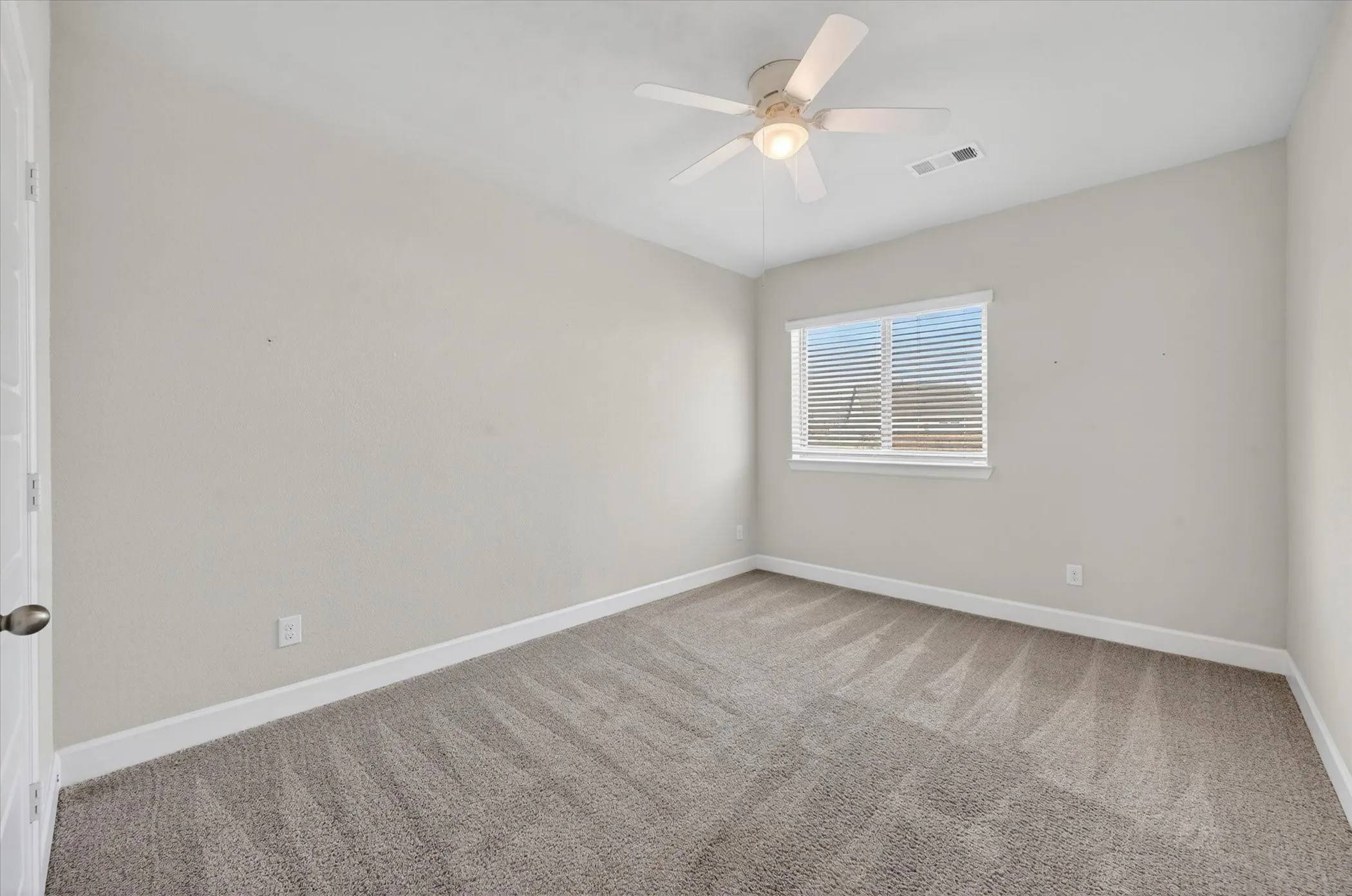 Single Family Residence For Rent in Parker County , 2028 Barbette Street, Fort Worth, Texas 76008, 4 Bedroom, 4 Bathroom, 2 Garage spaces, 2,679 Sqft, built in 2020, mls#21338584, Real Estate Agent in Fort Worth, Homes For Rent in Parker county, Homes For Rent in Fort Worth, Realtor in Fort Worth Texas, Real Estate Brokerage Independent Realty Texas, Luminita Cordes Realtor