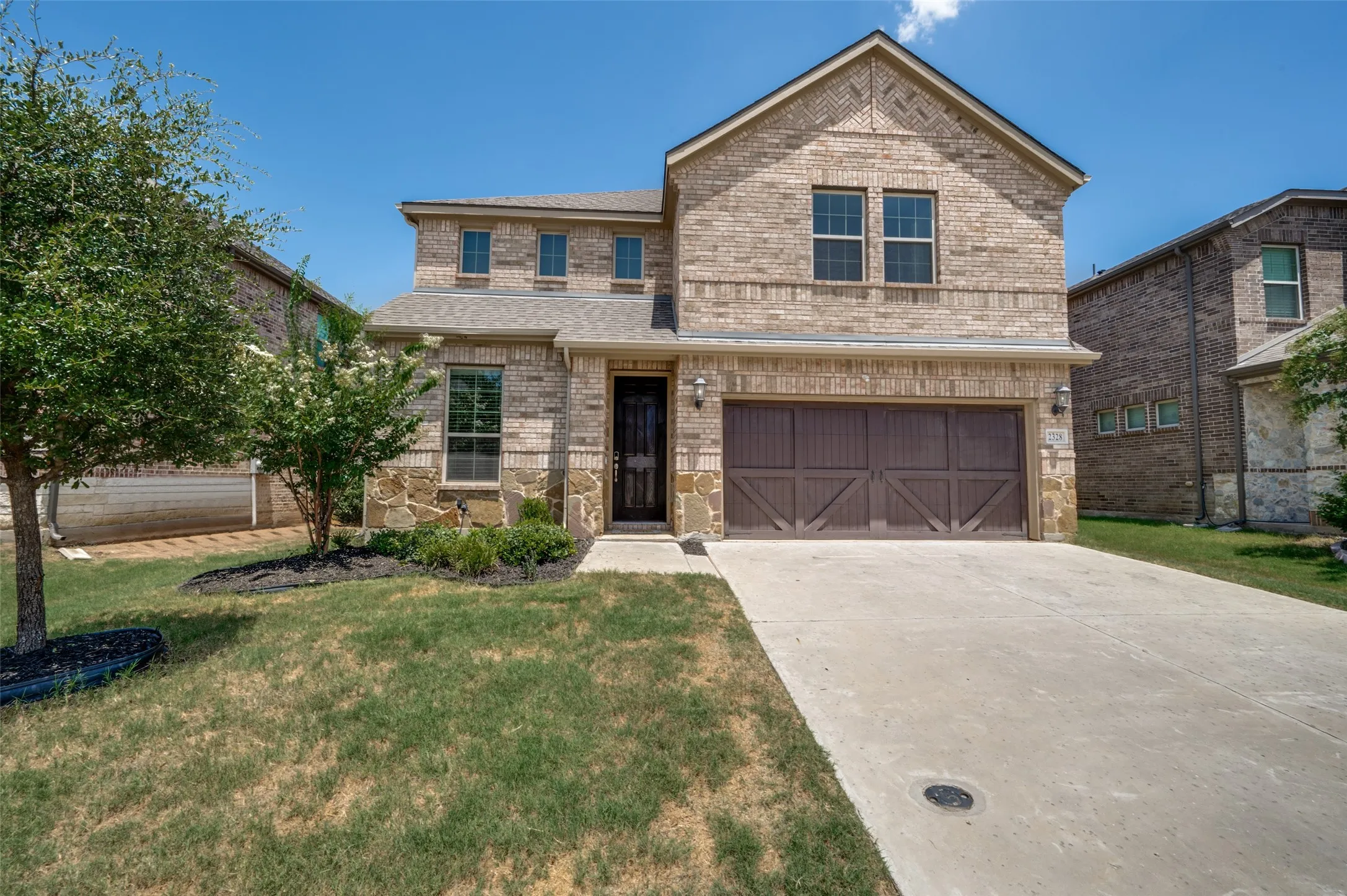 Single Family Residence For Sale in Denton County , 2328 Willow Garden Drive, Little Elm, Texas 75068, 4 Bedroom, 3 Bathroom, 2 Garage spaces, 2,535 Sqft, built in 2021, mls#21338543, Real Estate Agent in Little Elm, Homes For Sale in Denton county, Homes For Sale in Little Elm, Realtor in Little Elm Texas, Real Estate Brokerage Independent Realty Texas, Luminita Cordes Realtor