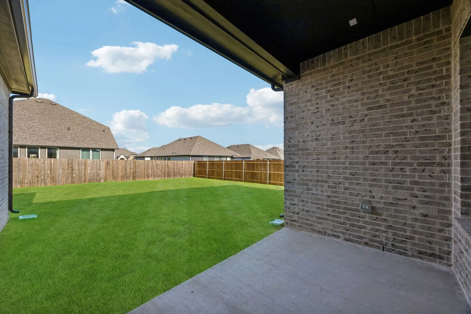 Single Family Residence For Sale in Ellis County , 432 Daybreak Drive, Waxahachie, Texas 75167, 4 Bedroom, 3 Bathroom, 2 Garage spaces, 2,193 Sqft, built in 2026, mls#21338611, Real Estate Agent in Waxahachie, Homes For Sale in Ellis county, Homes For Sale in Waxahachie, Realtor in Waxahachie Texas, Real Estate Brokerage Independent Realty Texas, Luminita Cordes Realtor