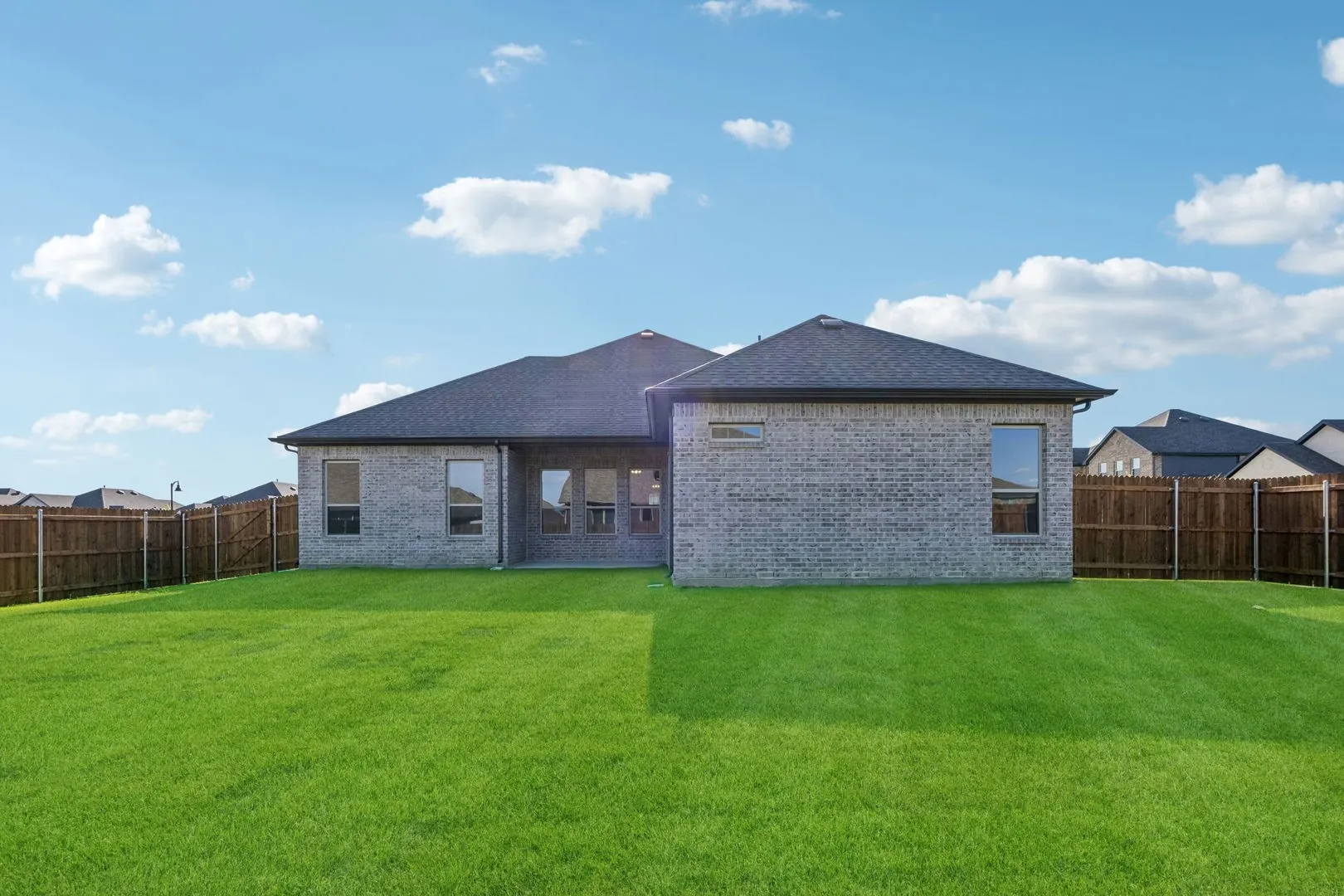 Single Family Residence For Sale in Ellis County , 432 Daybreak Drive, Waxahachie, Texas 75167, 4 Bedroom, 3 Bathroom, 2 Garage spaces, 2,193 Sqft, built in 2026, mls#21338611, Real Estate Agent in Waxahachie, Homes For Sale in Ellis county, Homes For Sale in Waxahachie, Realtor in Waxahachie Texas, Real Estate Brokerage Independent Realty Texas, Luminita Cordes Realtor