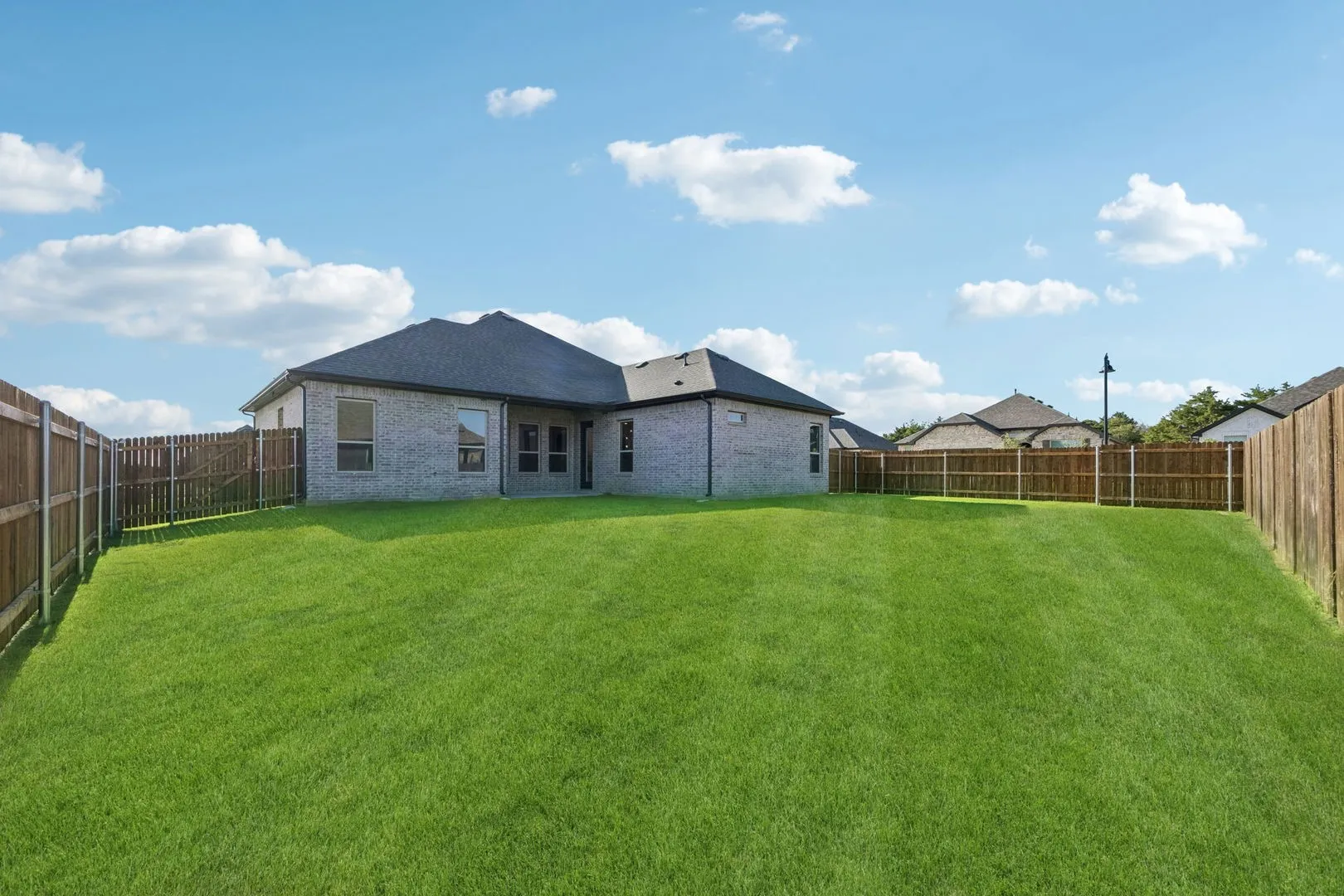 Single Family Residence For Sale in Ellis County , 432 Daybreak Drive, Waxahachie, Texas 75167, 4 Bedroom, 3 Bathroom, 2 Garage spaces, 2,193 Sqft, built in 2026, mls#21338611, Real Estate Agent in Waxahachie, Homes For Sale in Ellis county, Homes For Sale in Waxahachie, Realtor in Waxahachie Texas, Real Estate Brokerage Independent Realty Texas, Luminita Cordes Realtor