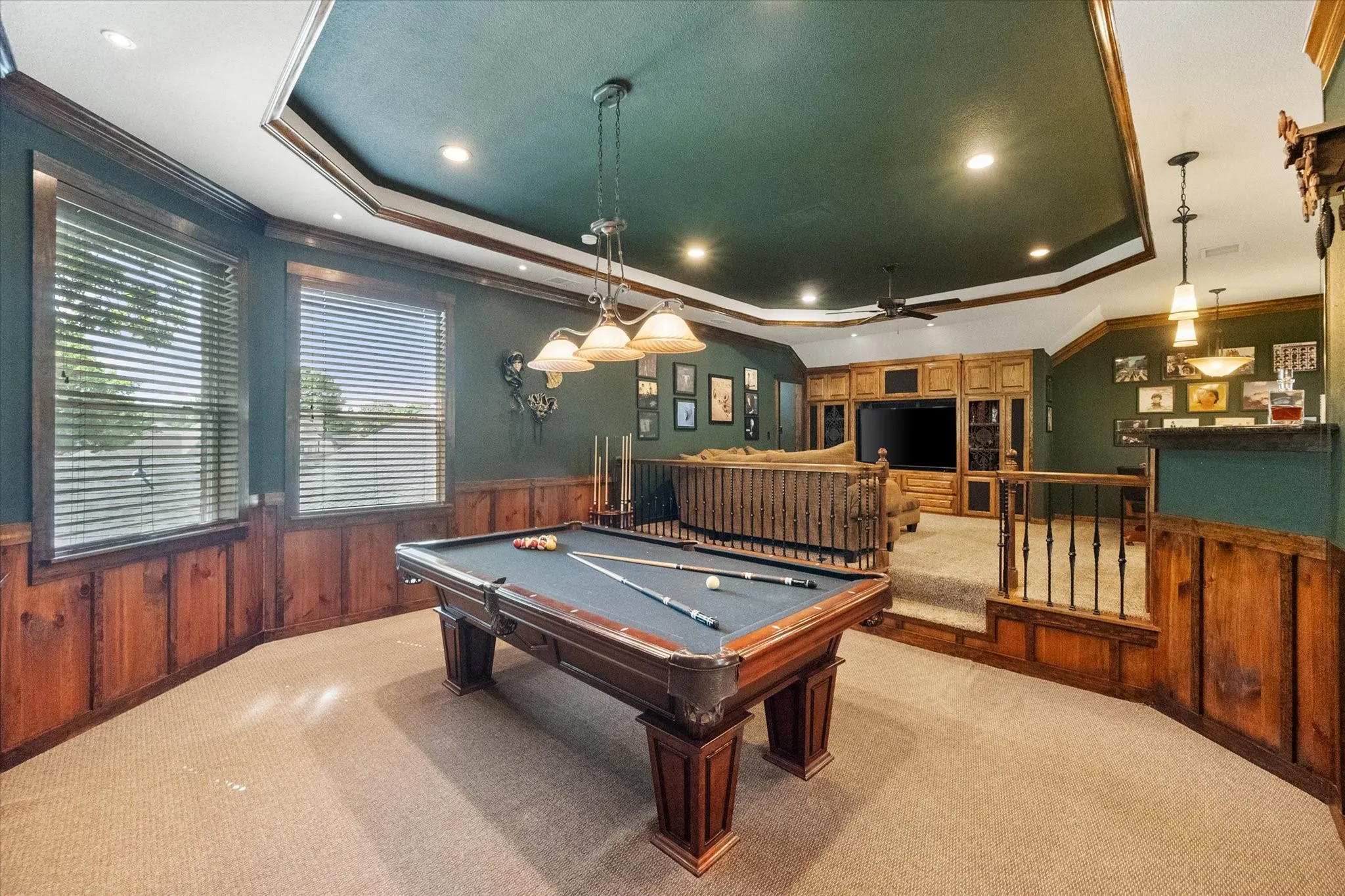Single Family Residence For Sale in Tarrant County , 5 Brookside Court, Mansfield, Texas 76063, 4 Bedroom, 4 Bathroom, 3 Garage spaces, 3,880 Sqft, built in 1993, mls#21337256, Real Estate Agent in Mansfield, Homes For Sale in Tarrant county, Homes For Sale in Mansfield, Realtor in Mansfield Texas, Real Estate Brokerage Independent Realty Texas, Luminita Cordes Realtor