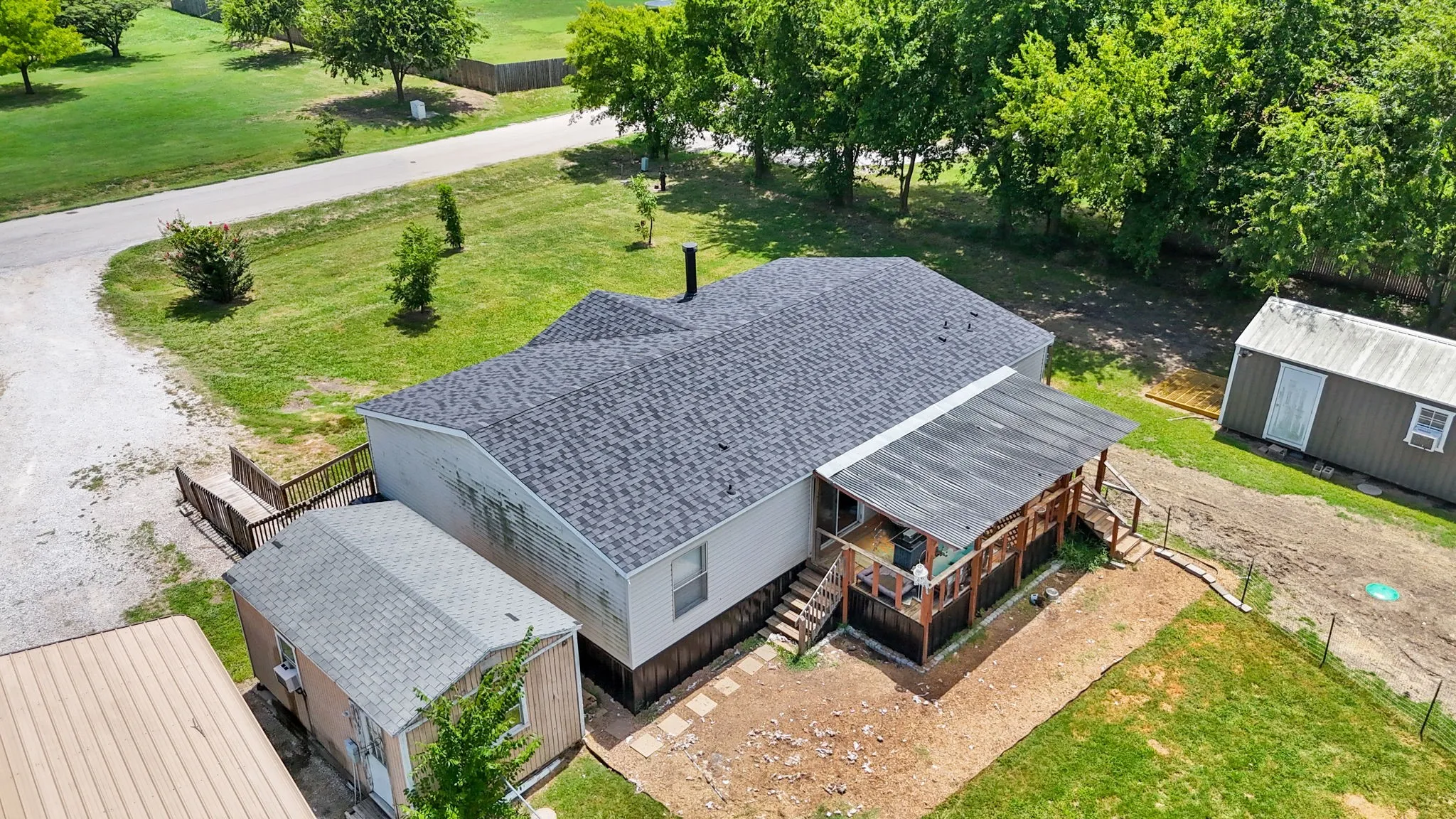 Manufactured Home For Sale in Wise County , 1215 Alliance Boulevard, Rhome, Texas 76078, 3 Bedrooms, 2 Bathrooms, 1 Garage spaces, 1,450 Sqft, built in 2009, Price $250,000, mls#21337871, Real Estate Agent in Rhome, Homes For Sale in Wise county, Homes For Sale in Rhome, Realtor in Rhome Texas, Real Estate Brokerage Independent Realty Texas, Luminita Cordes Realtor