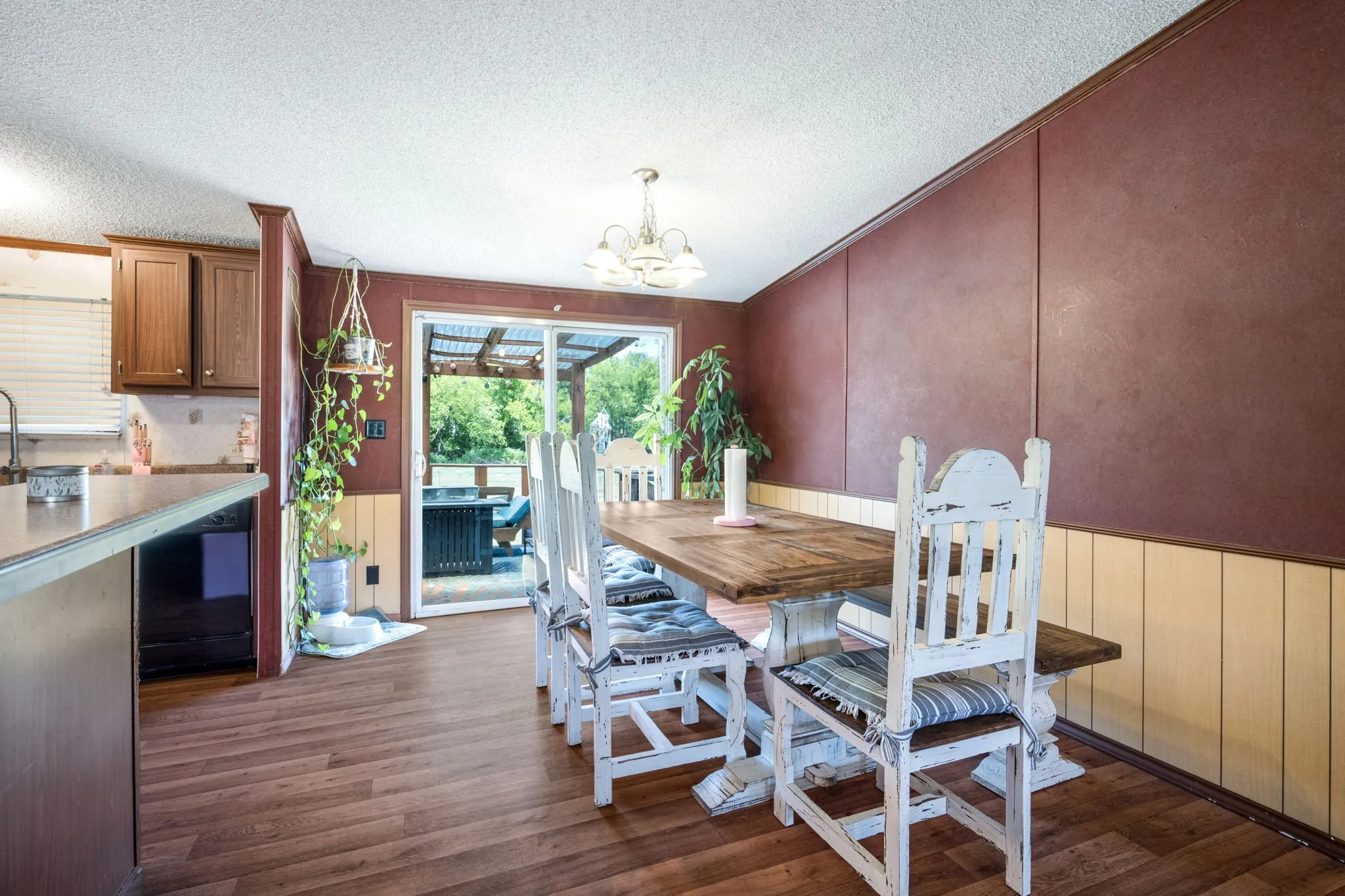 Manufactured Home For Sale in Wise County , 1215 Alliance Boulevard, Rhome, Texas 76078, 3 Bedrooms, 2 Bathrooms, 1 Garage spaces, 1,450 Sqft, built in 2009, Price $250,000, mls#21337871, Real Estate Agent in Rhome, Homes For Sale in Wise county, Homes For Sale in Rhome, Realtor in Rhome Texas, Real Estate Brokerage Independent Realty Texas, Luminita Cordes Realtor