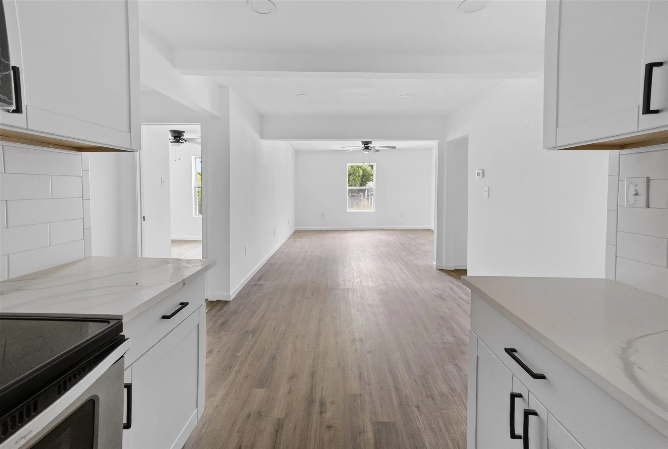 Single Family Residence For Sale in Tarrant County , 1212 E Ramsey Avenue, Fort Worth, Texas 76104, 4 Bedroom, 2 Bathroom, Garage spaces, 1,390 Sqft, built in 1945, mls#21332183, Real Estate Agent in Fort Worth, Homes For Sale in Tarrant county, Homes For Sale in Fort Worth, Realtor in Fort Worth Texas, Real Estate Brokerage Independent Realty Texas, Luminita Cordes Realtor