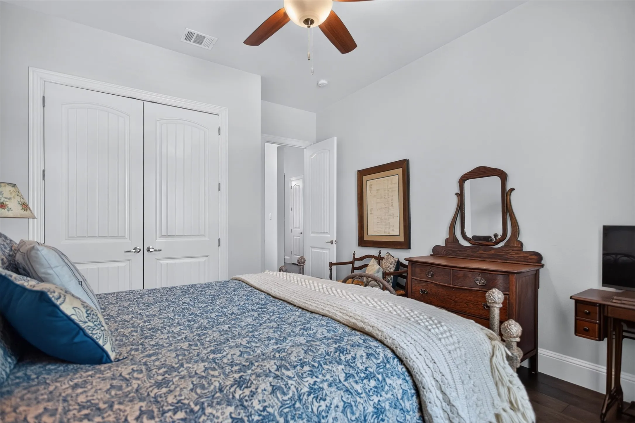 Single Family Residence For Sale in Rockwall County , 2809 Abundant Court, Heath, Texas 75126, 3 Bedroom, 3 Bathroom, 2 Garage spaces, 2,501 Sqft, built in 2017, mls#21336476, Real Estate Agent in Heath, Homes For Sale in Rockwall county, Homes For Sale in Heath, Realtor in Heath Texas, Real Estate Brokerage Independent Realty Texas, Luminita Cordes Realtor
