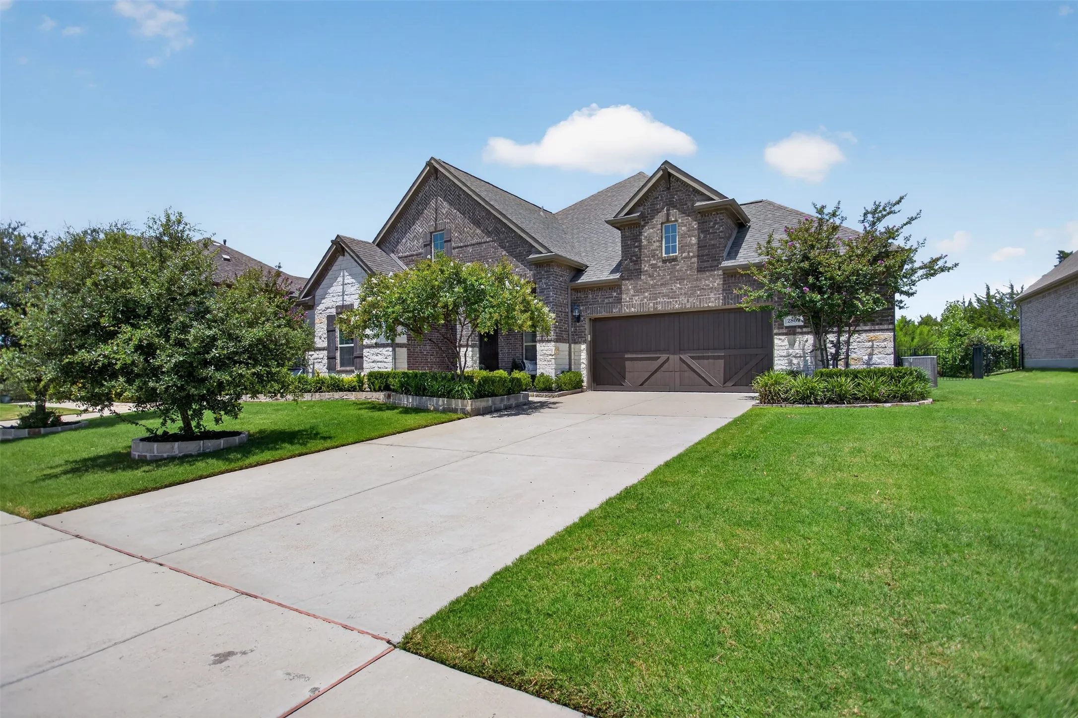 Single Family Residence For Sale in Rockwall County , 2809 Abundant Court, Heath, Texas 75126, 3 Bedroom, 3 Bathroom, 2 Garage spaces, 2,501 Sqft, built in 2017, mls#21336476, Real Estate Agent in Heath, Homes For Sale in Rockwall county, Homes For Sale in Heath, Realtor in Heath Texas, Real Estate Brokerage Independent Realty Texas, Luminita Cordes Realtor