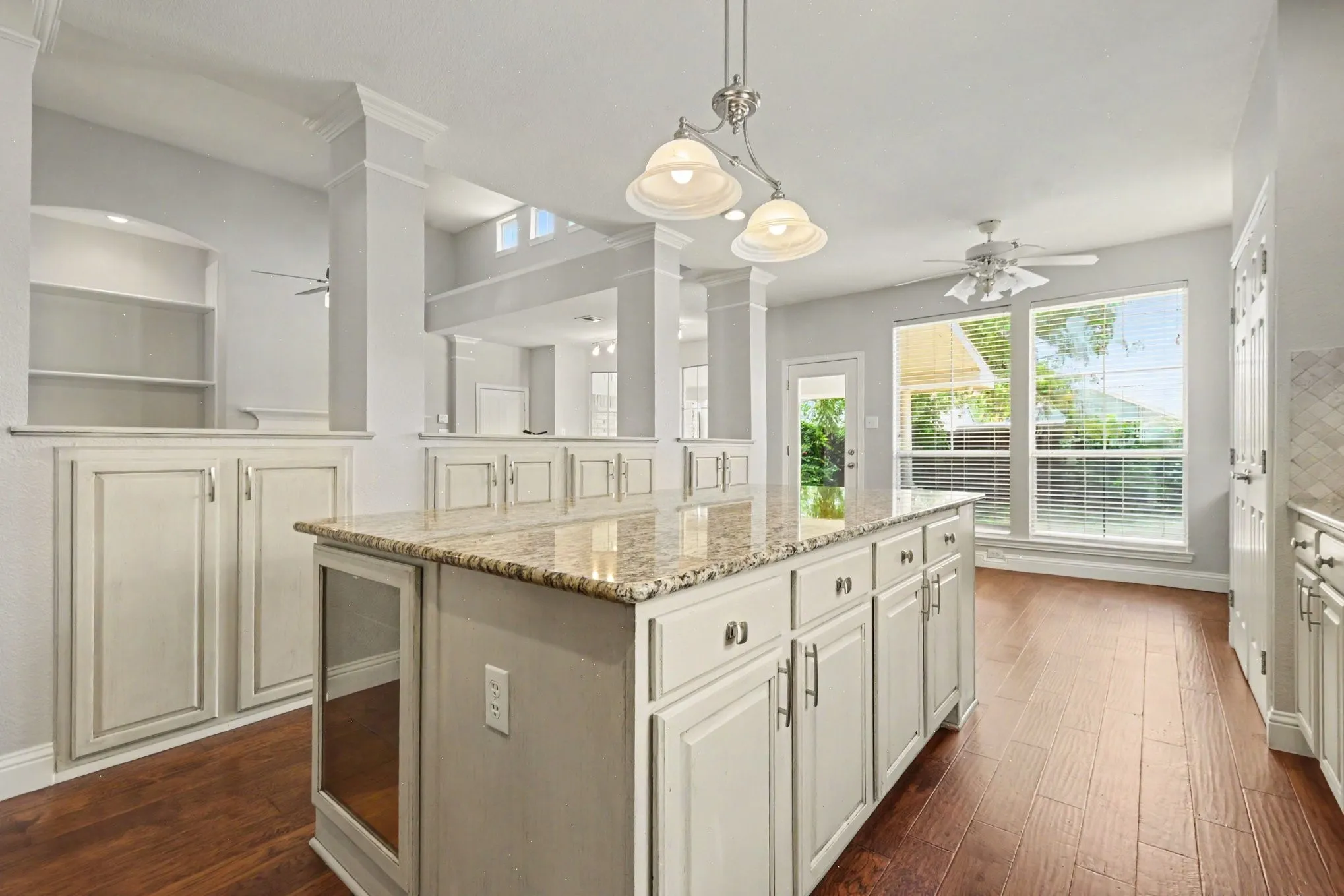 Single Family Residence For Sale in Collin County , 415 Heatherwood Drive, Allen, Texas 75002, 5 Bedroom, 4 Bathroom, 2 Garage spaces, 3,308 Sqft, built in 1999, mls#21338551, Real Estate Agent in Allen, Homes For Sale in Collin county, Homes For Sale in Allen, Realtor in Allen Texas, Real Estate Brokerage Independent Realty Texas, Luminita Cordes Realtor