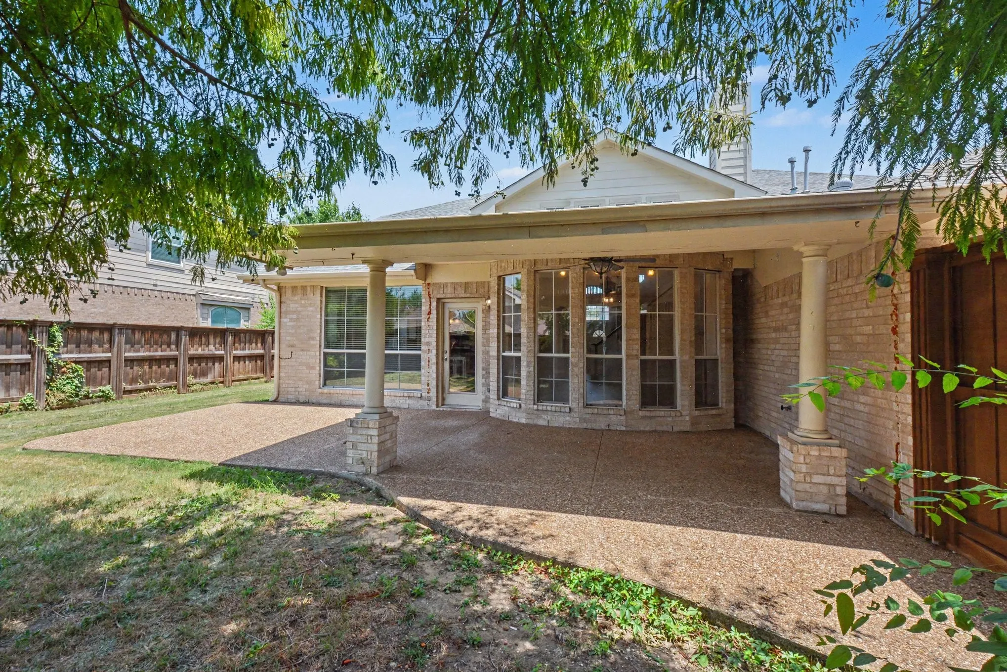 Single Family Residence For Sale in Collin County , 415 Heatherwood Drive, Allen, Texas 75002, 5 Bedroom, 4 Bathroom, 2 Garage spaces, 3,308 Sqft, built in 1999, mls#21338551, Real Estate Agent in Allen, Homes For Sale in Collin county, Homes For Sale in Allen, Realtor in Allen Texas, Real Estate Brokerage Independent Realty Texas, Luminita Cordes Realtor