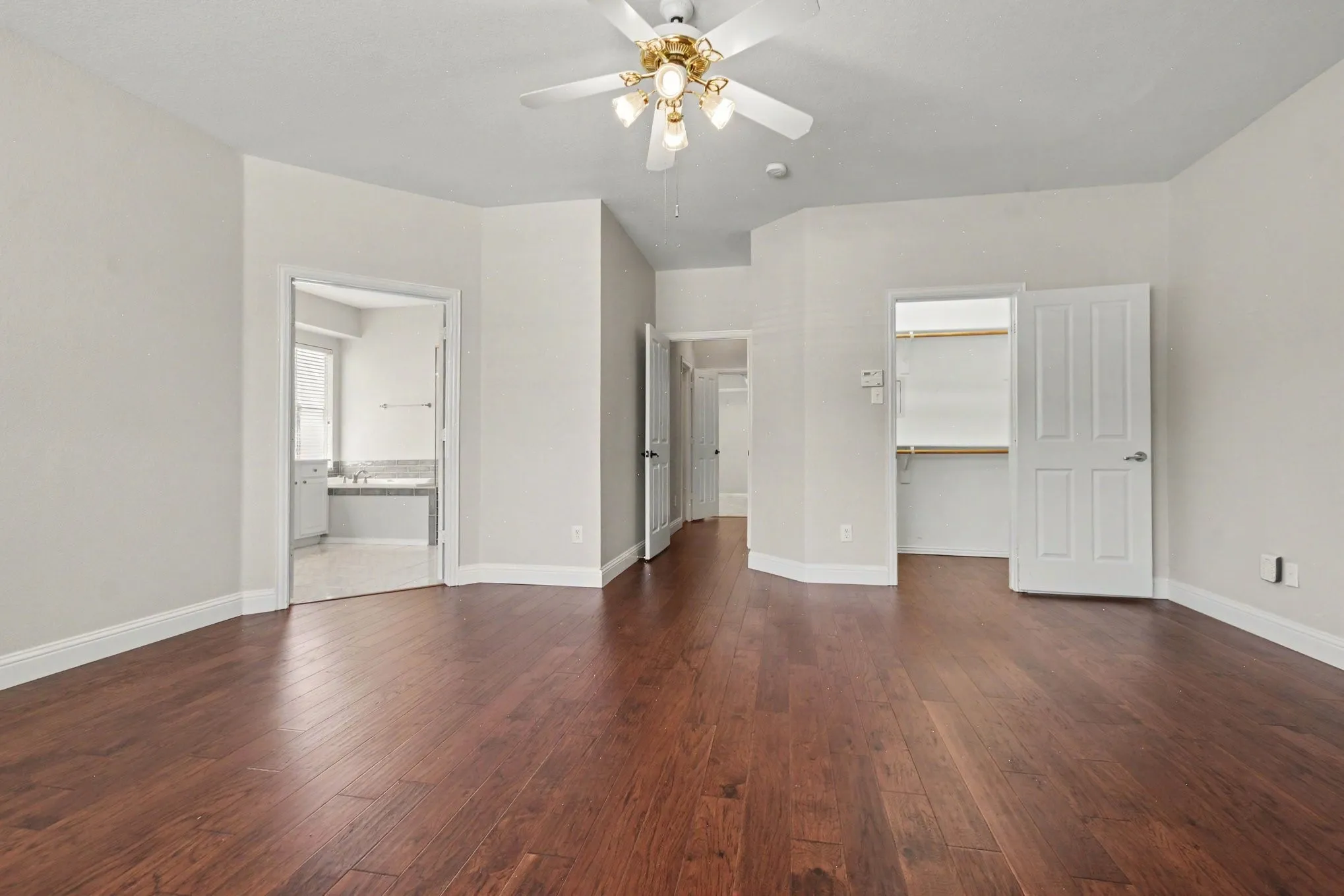 Single Family Residence For Sale in Collin County , 415 Heatherwood Drive, Allen, Texas 75002, 5 Bedroom, 4 Bathroom, 2 Garage spaces, 3,308 Sqft, built in 1999, mls#21338551, Real Estate Agent in Allen, Homes For Sale in Collin county, Homes For Sale in Allen, Realtor in Allen Texas, Real Estate Brokerage Independent Realty Texas, Luminita Cordes Realtor