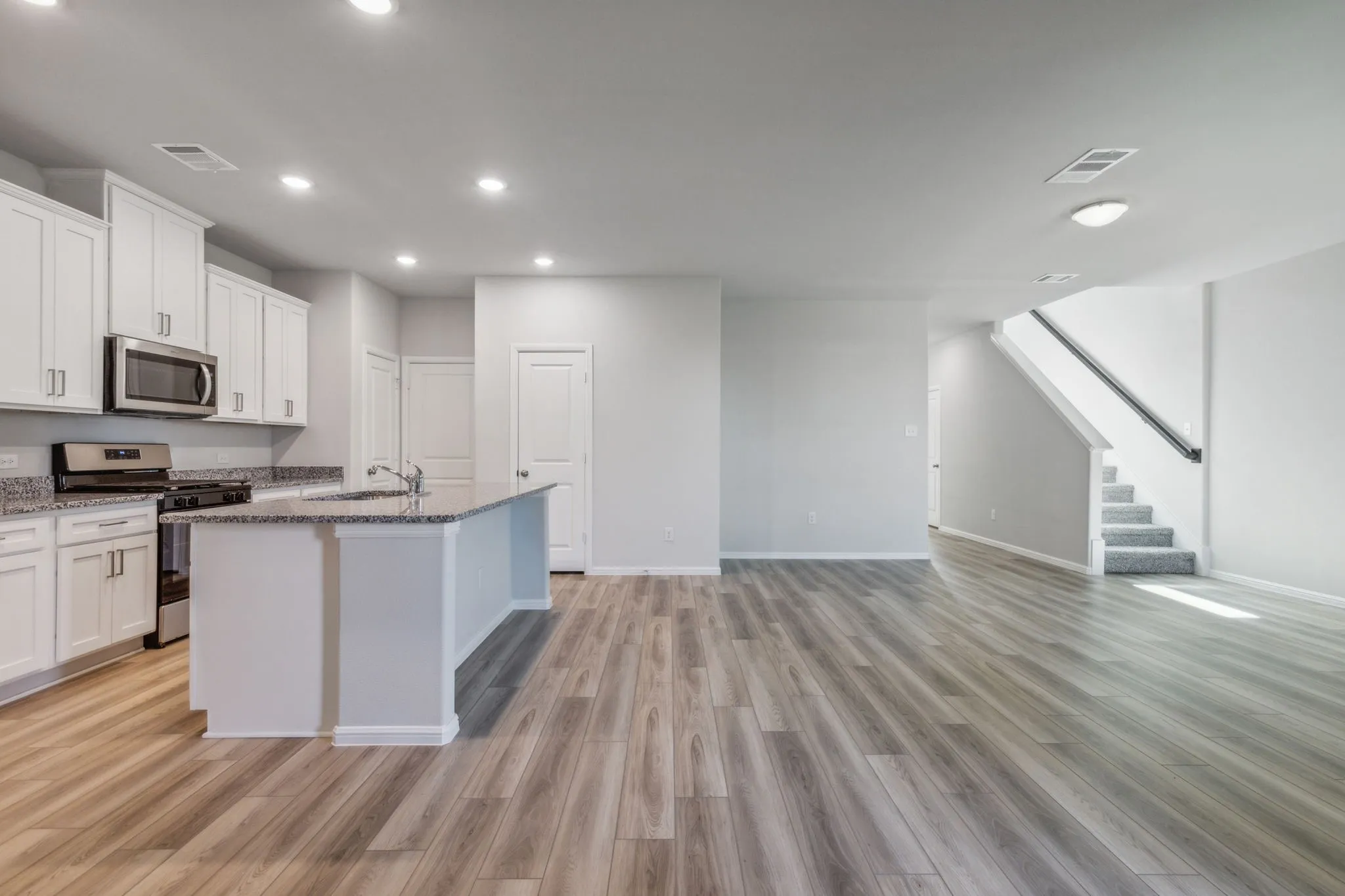 Single Family Residence For Sale in Collin County , 3010 Isla Terrace, Princeton, Texas 75407, 3 Bedroom, 3 Bathroom, 2 Garage spaces, 1,793 Sqft, built in 2024, mls#21338652, Real Estate Agent in Princeton, Homes For Sale in Collin county, Homes For Sale in Princeton, Realtor in Princeton Texas, Real Estate Brokerage Independent Realty Texas, Luminita Cordes Realtor