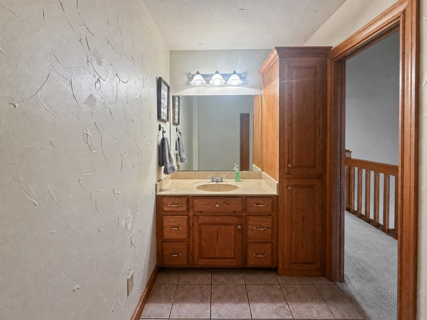 Single Family Residence For Sale in Hopkins County , 340 County Road 3585, Dike, Texas 75437, 3 Bedroom, 4 Bathroom, 2 Garage spaces, 2,612 Sqft, built in 2000, mls#21338629, Real Estate Agent in Dike, Homes For Sale in Hopkins county, Homes For Sale in Dike, Realtor in Dike Texas, Real Estate Brokerage Independent Realty Texas, Luminita Cordes Realtor