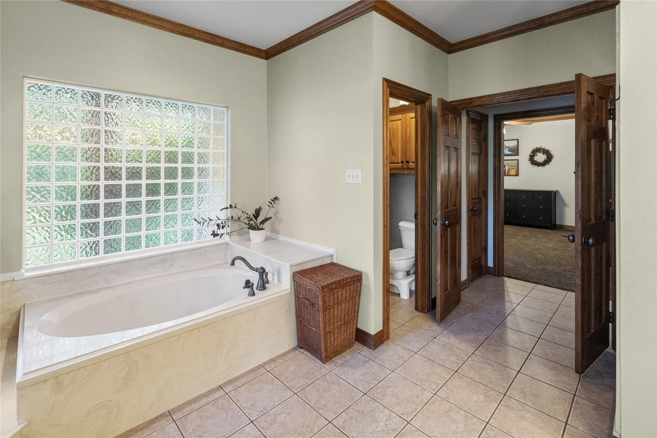Single Family Residence For Sale in Hopkins County , 340 County Road 3585, Dike, Texas 75437, 3 Bedroom, 4 Bathroom, 2 Garage spaces, 2,612 Sqft, built in 2000, mls#21338629, Real Estate Agent in Dike, Homes For Sale in Hopkins county, Homes For Sale in Dike, Realtor in Dike Texas, Real Estate Brokerage Independent Realty Texas, Luminita Cordes Realtor