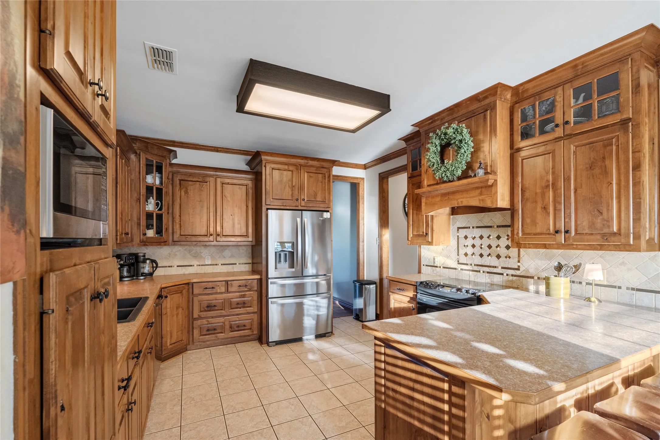 Single Family Residence For Sale in Hopkins County , 340 County Road 3585, Dike, Texas 75437, 3 Bedroom, 4 Bathroom, 2 Garage spaces, 2,612 Sqft, built in 2000, mls#21338629, Real Estate Agent in Dike, Homes For Sale in Hopkins county, Homes For Sale in Dike, Realtor in Dike Texas, Real Estate Brokerage Independent Realty Texas, Luminita Cordes Realtor
