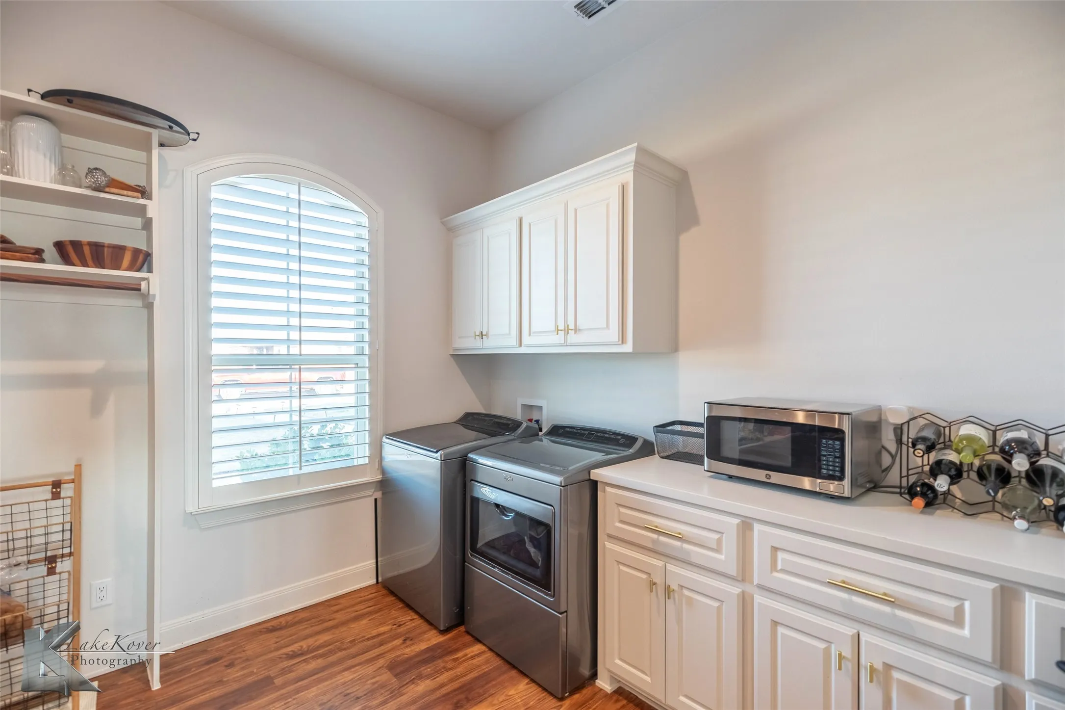 Single Family Residence For Rent in Taylor County , 233 Calumet Street, Abilene, Texas 79606, 4 Bedroom, 3 Bathroom, 2 Garage spaces, 2,543 Sqft, built in 2022, mls#21338676, Real Estate Agent in Abilene, Homes For Rent in Taylor county, Homes For Rent in Abilene, Realtor in Abilene Texas, Real Estate Brokerage Independent Realty Texas, Luminita Cordes Realtor
