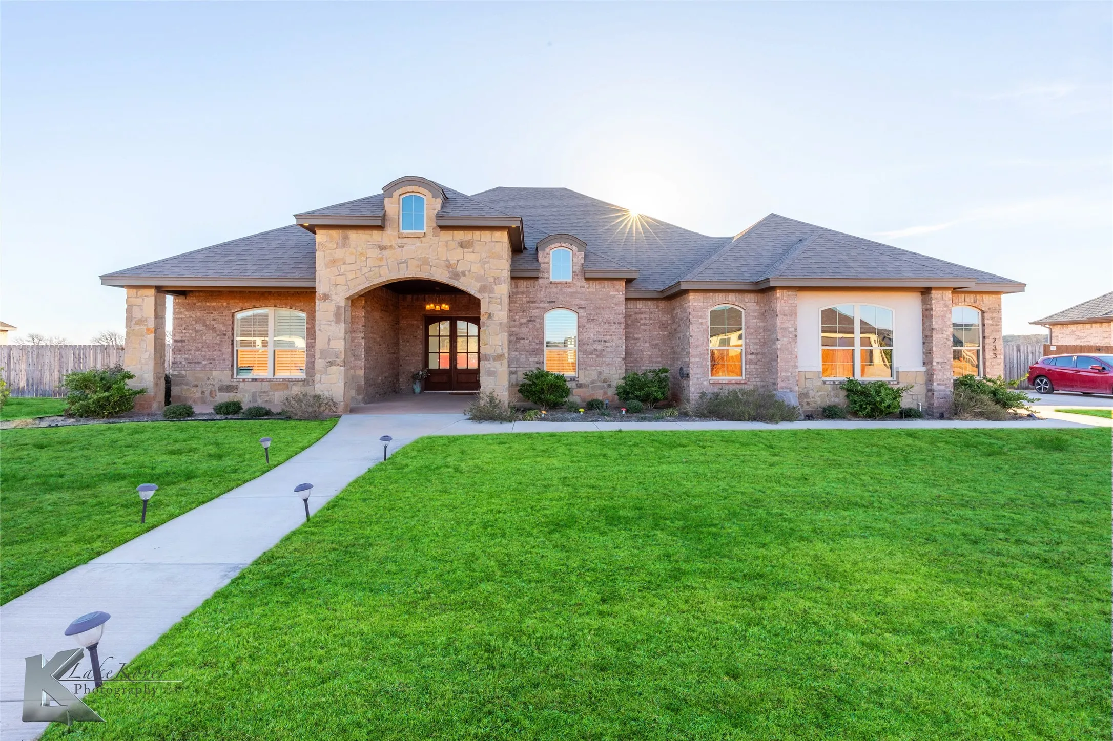 Single Family Residence For Rent in Taylor County , 233 Calumet Street, Abilene, Texas 79606, 4 Bedroom, 3 Bathroom, 2 Garage spaces, 2,543 Sqft, built in 2022, mls#21338676, Real Estate Agent in Abilene, Homes For Rent in Taylor county, Homes For Rent in Abilene, Realtor in Abilene Texas, Real Estate Brokerage Independent Realty Texas, Luminita Cordes Realtor